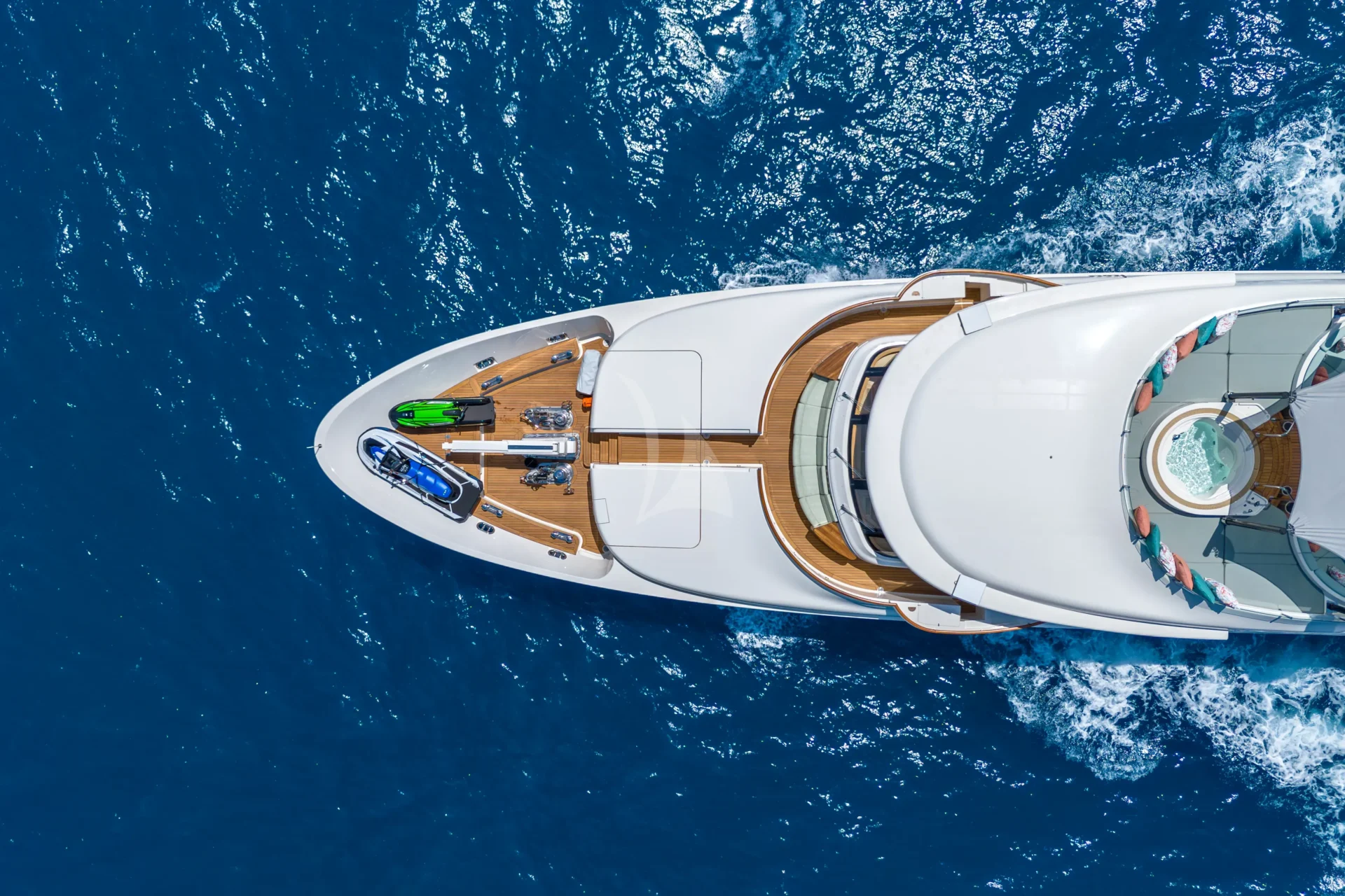 HANA Charter Yacht