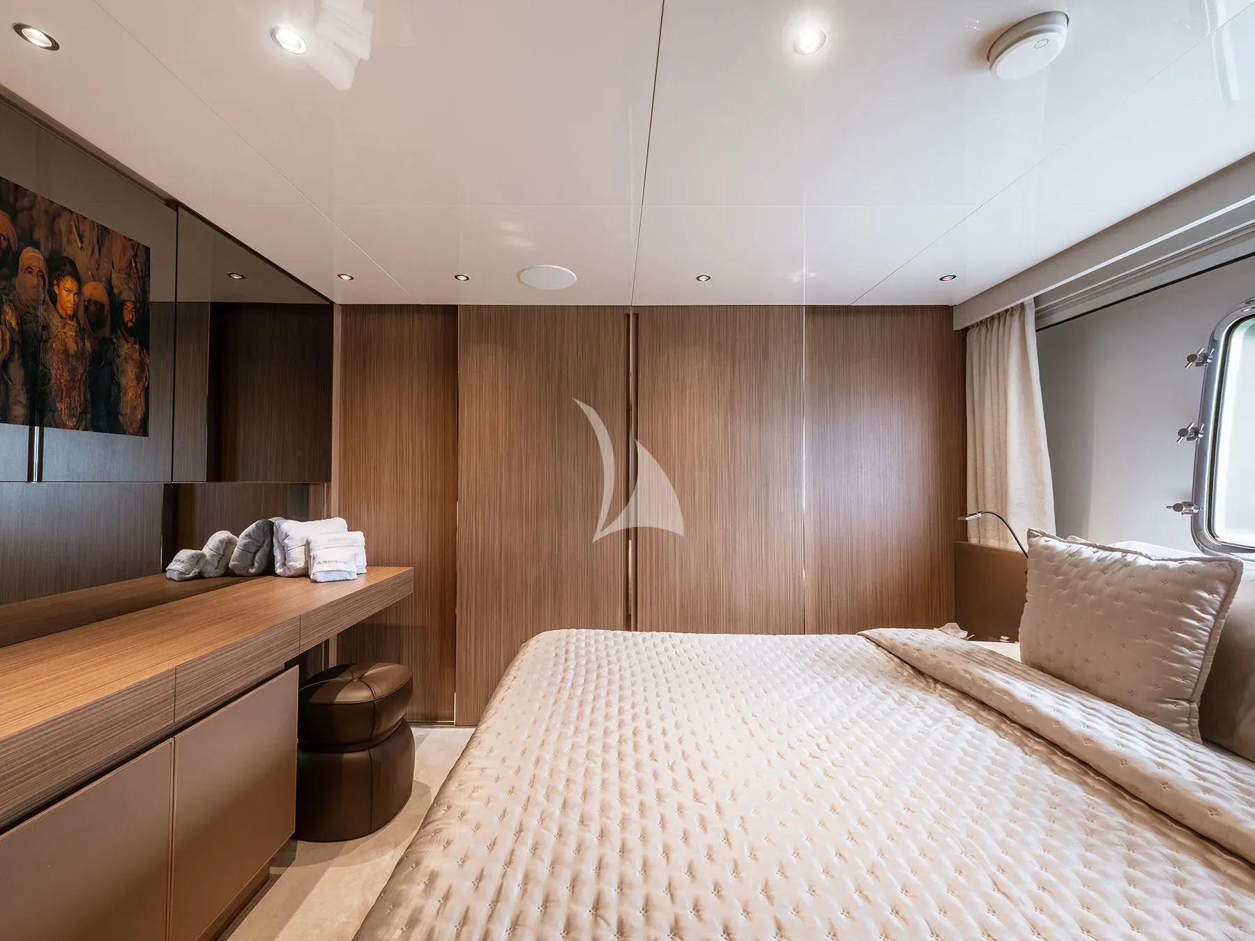 ARESYA Charter Yacht