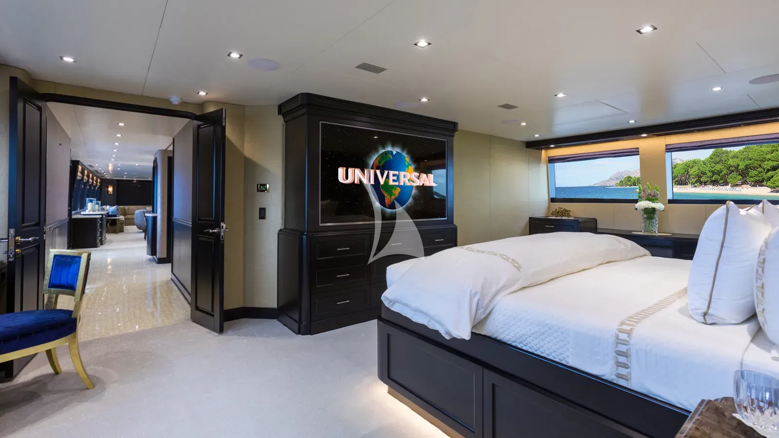 TANZANITE Charter Yacht
