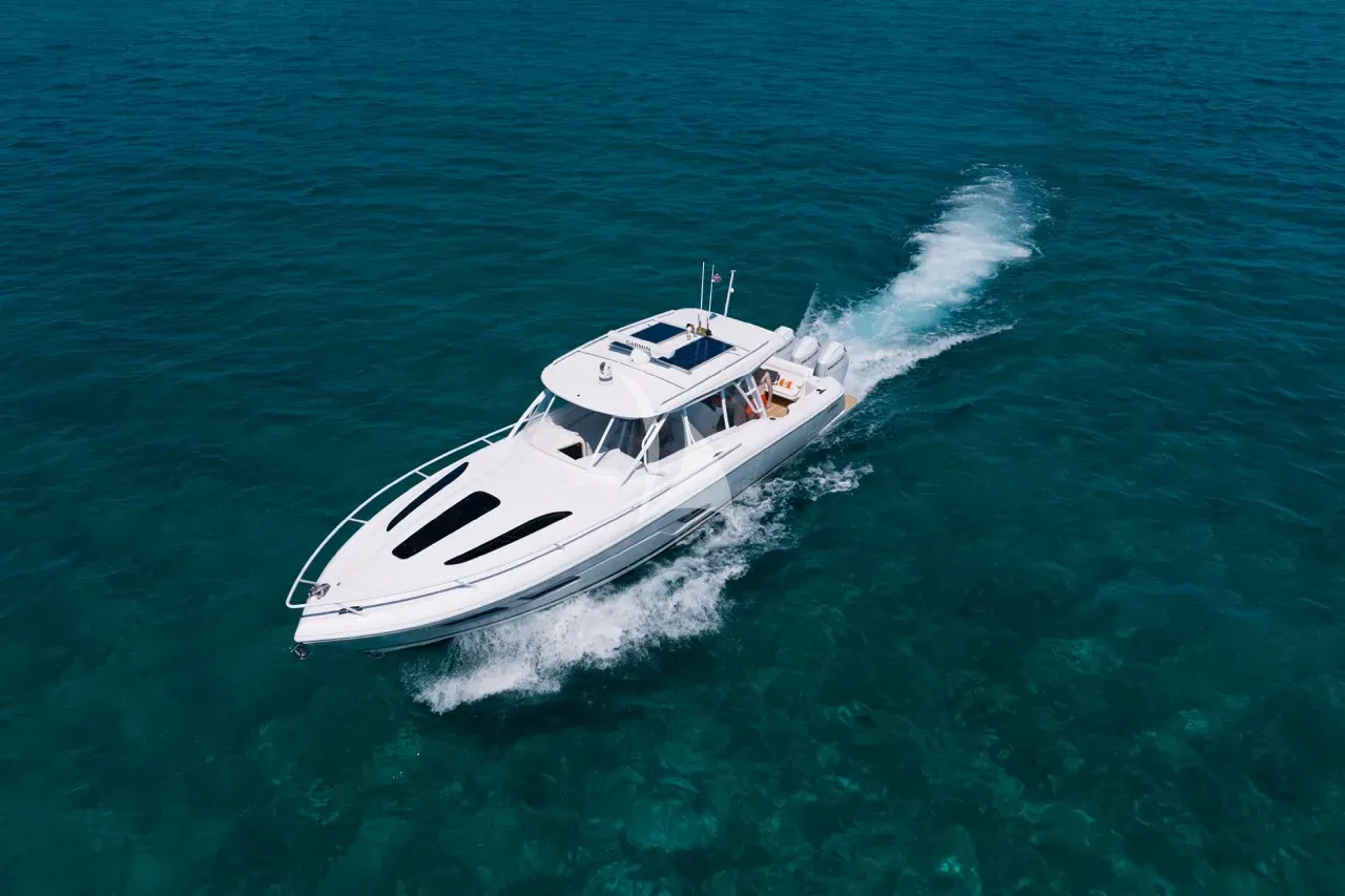 CROSSED SABRE Charter Yacht