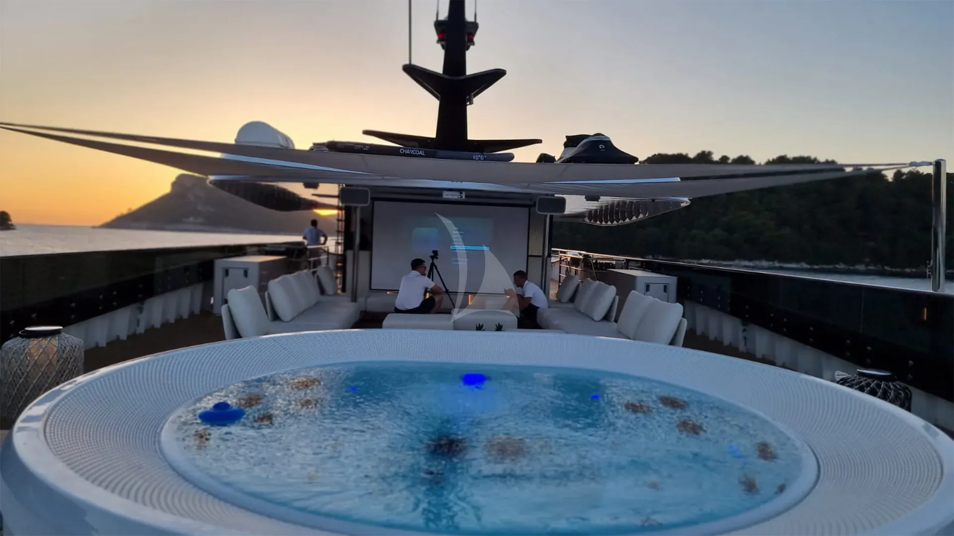 BLACK SWAN Charter Yacht