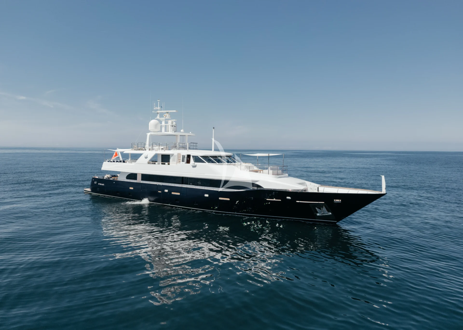 LADY IN BLUE Charter Yacht