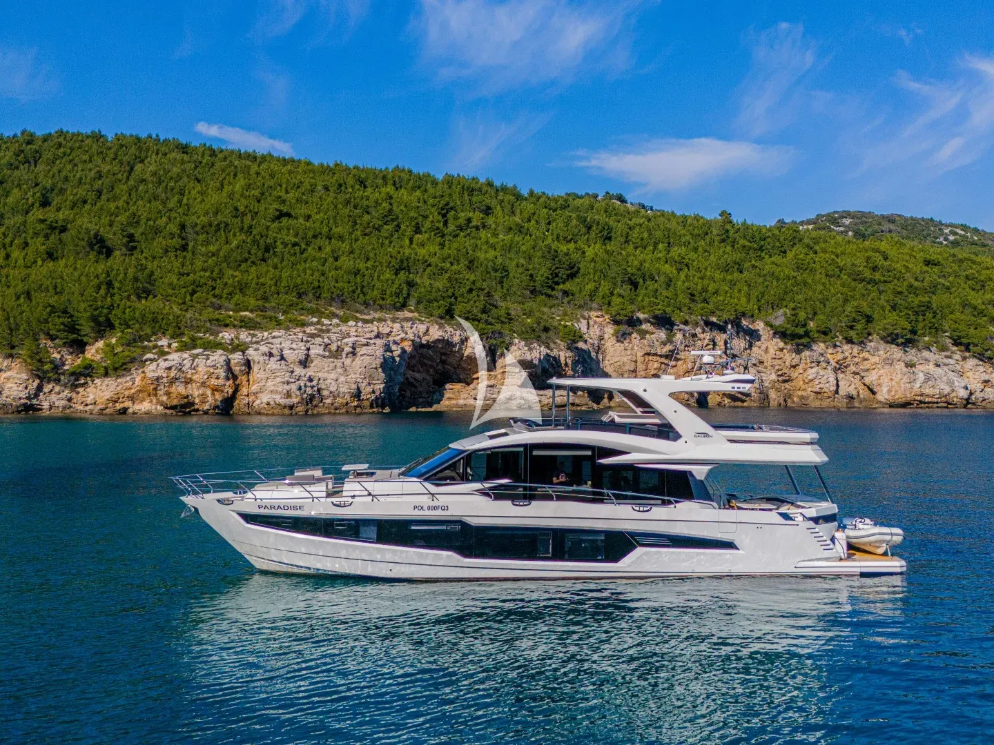 PARADISE Charter Yacht