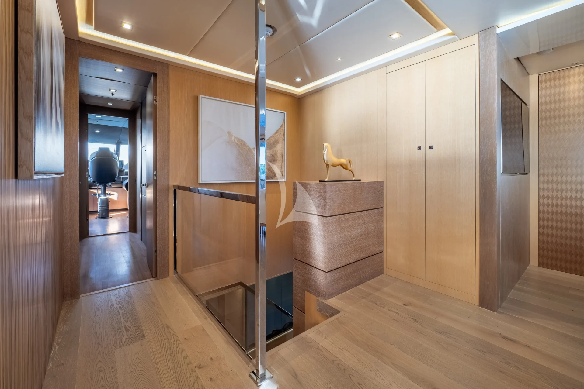 ARADOS Charter Yacht