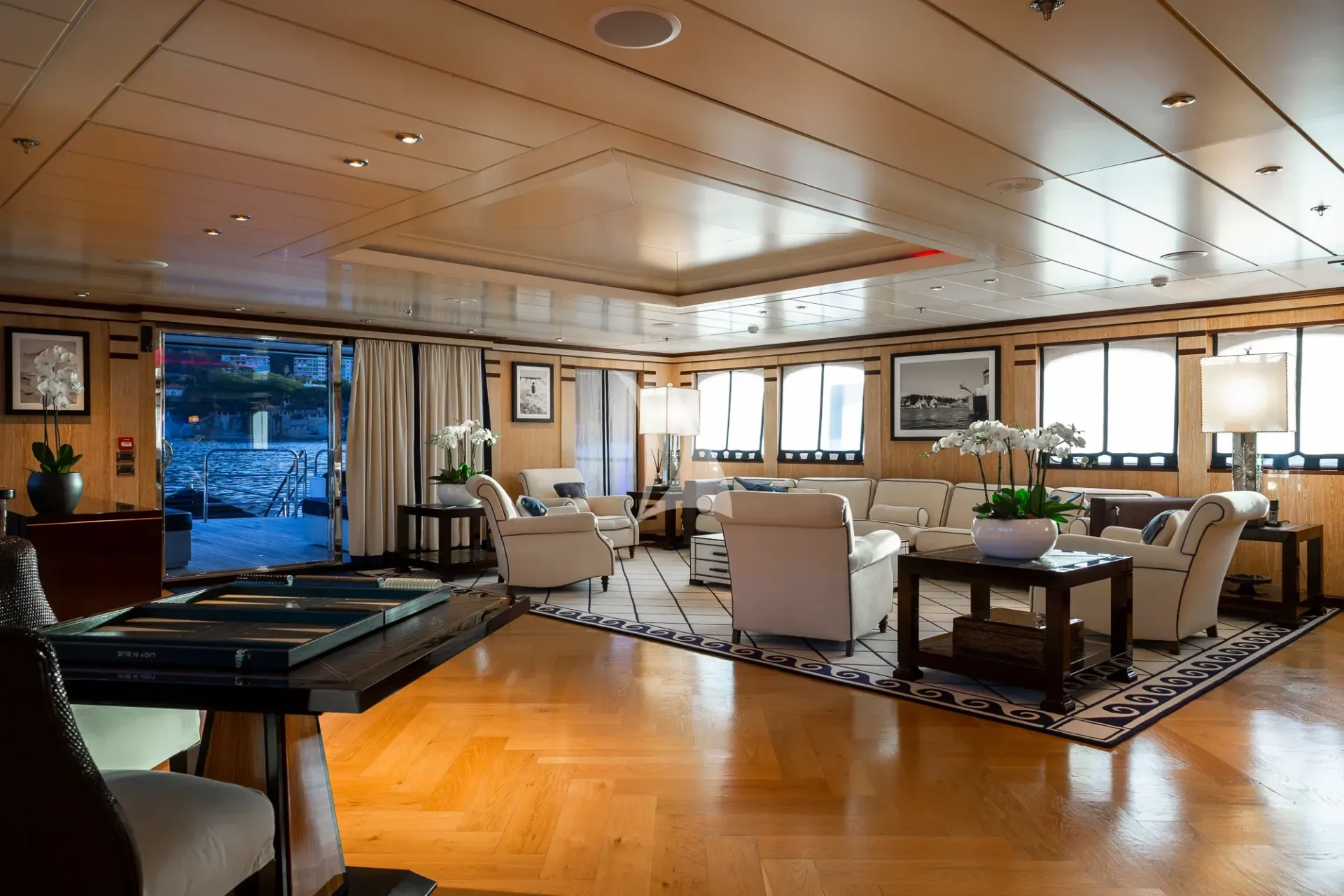 FORCE BLUE Charter Yacht