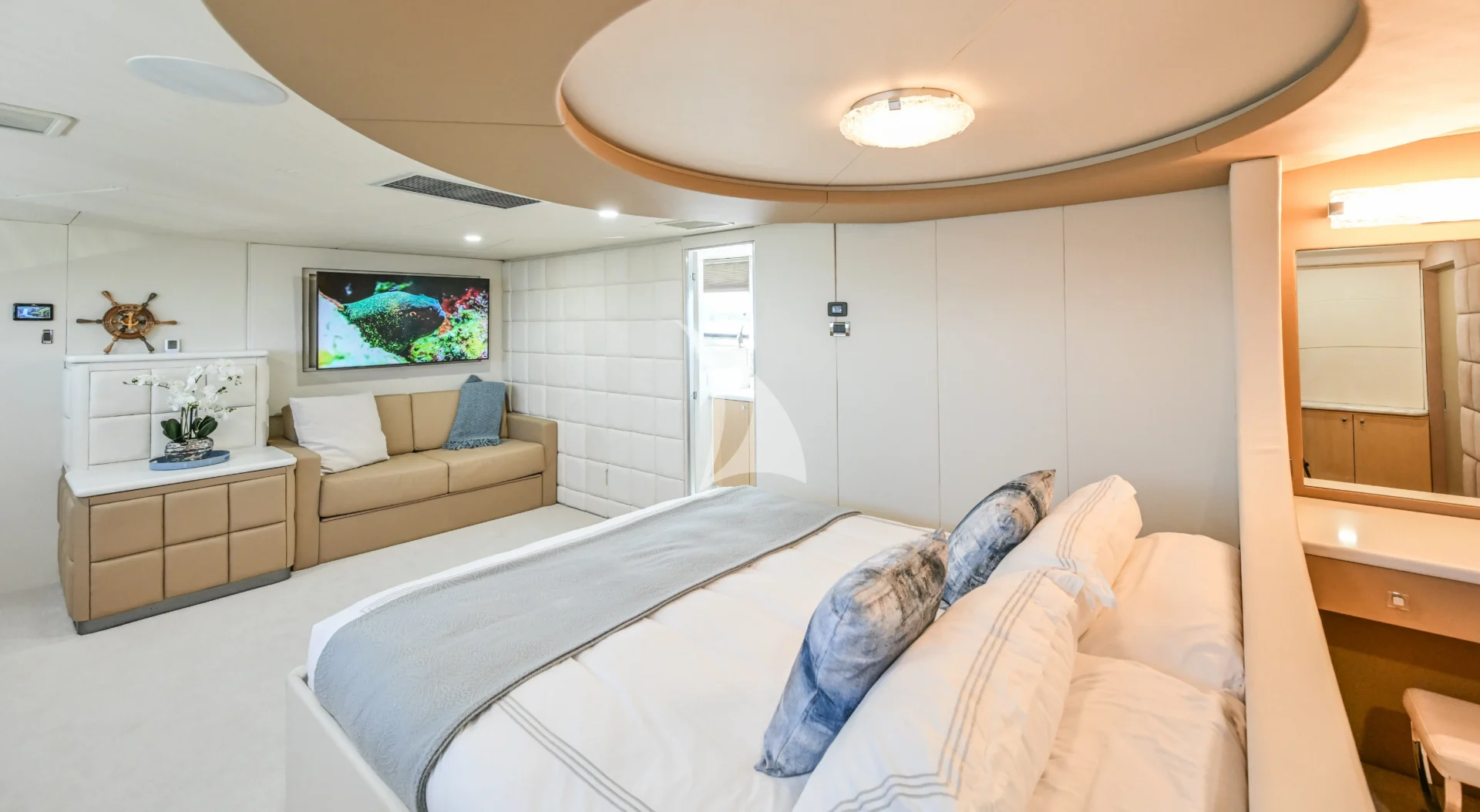 MARY KATHLENE Charter Yacht