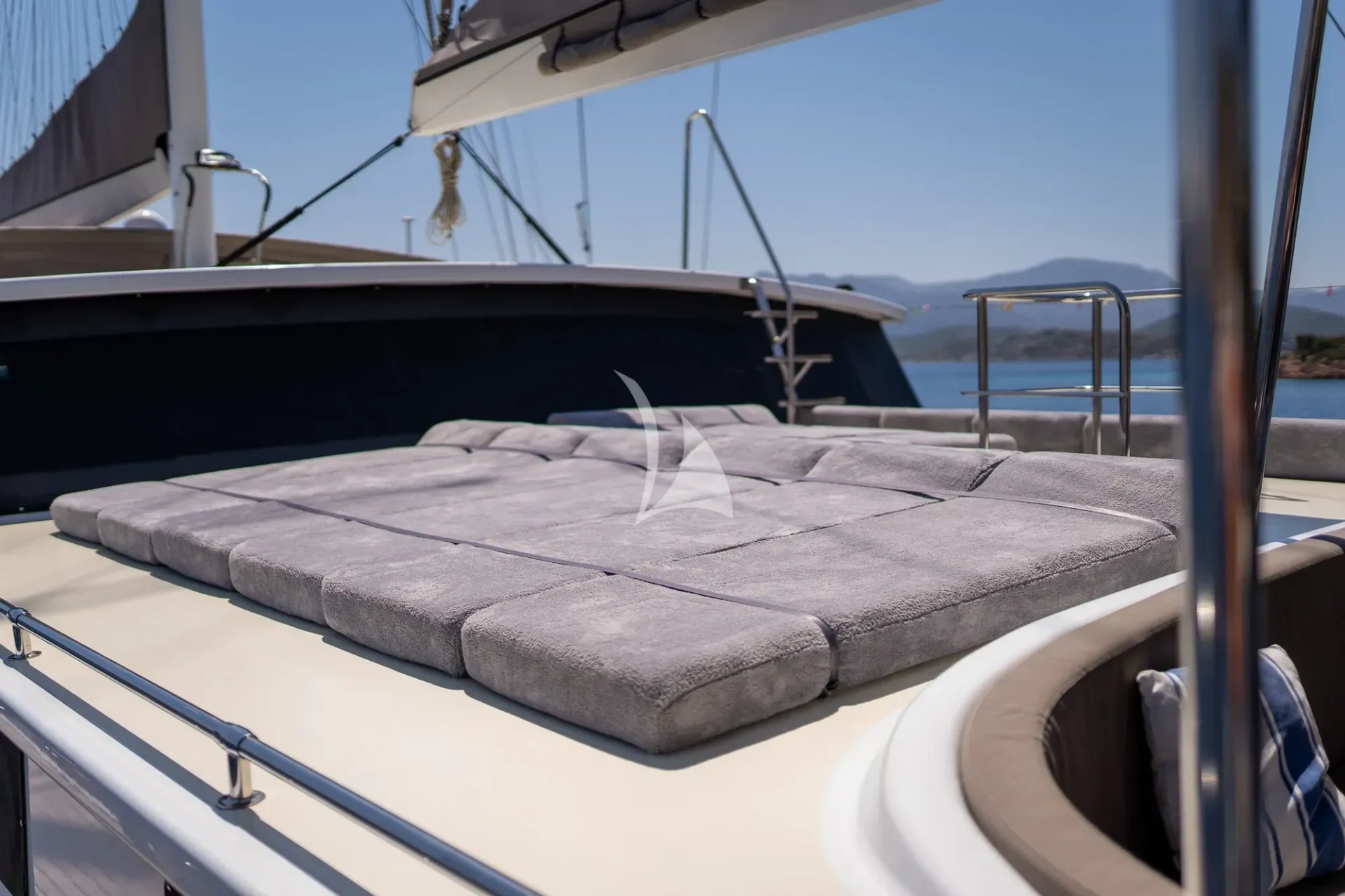 Nevra Queen Charter Yacht