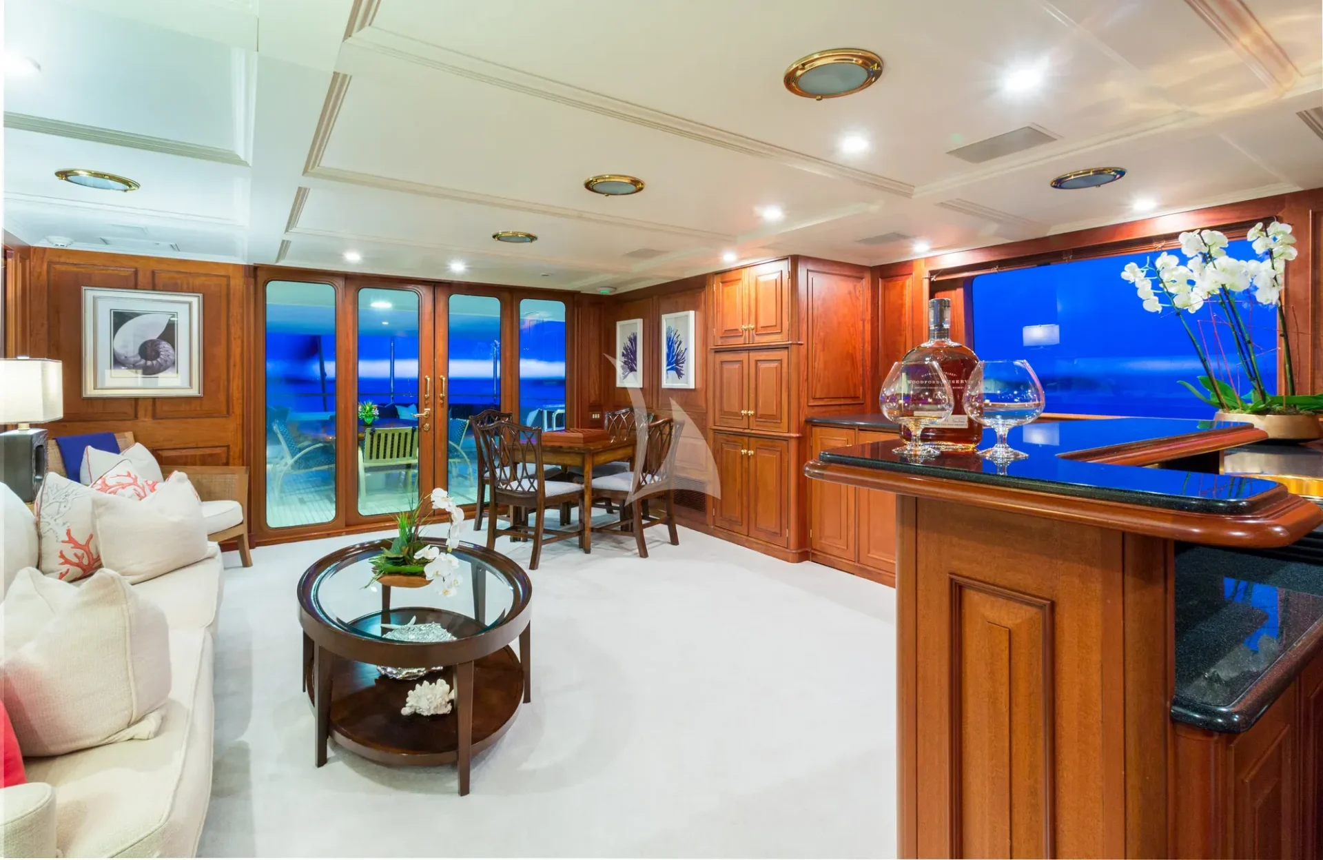 LADY J Charter Yacht