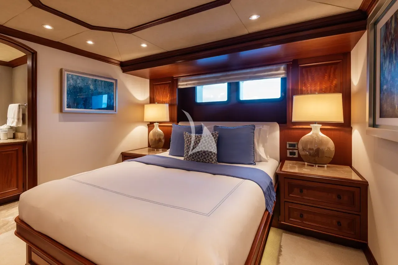 CROSSED SABRE Charter Yacht
