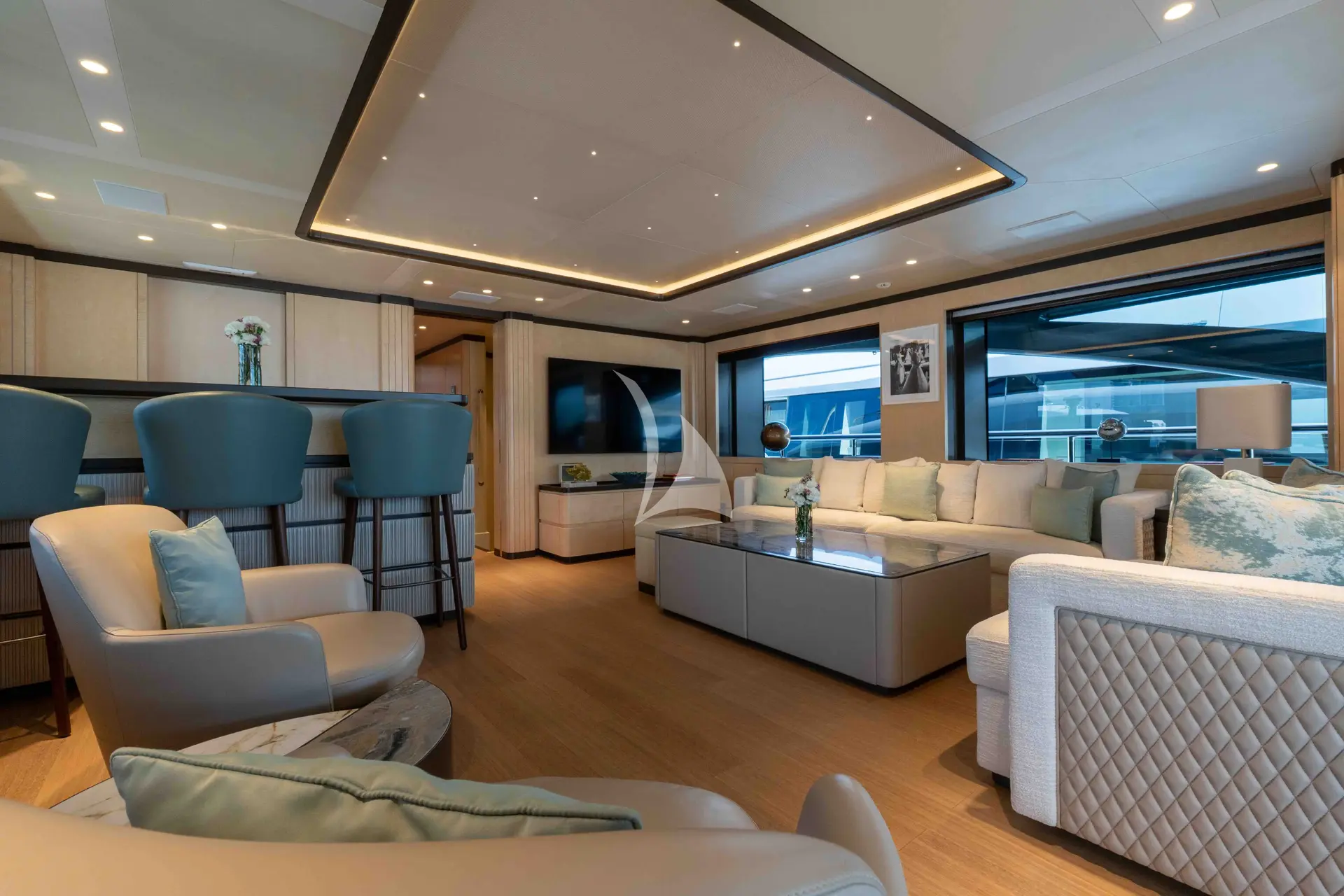 MINE GAMES Charter Yacht