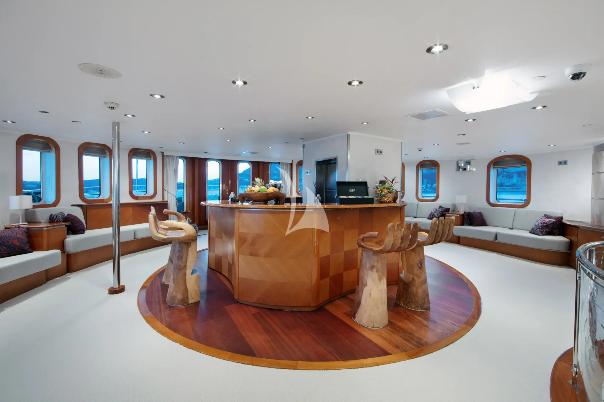 SHERAKHAN Charter Yacht