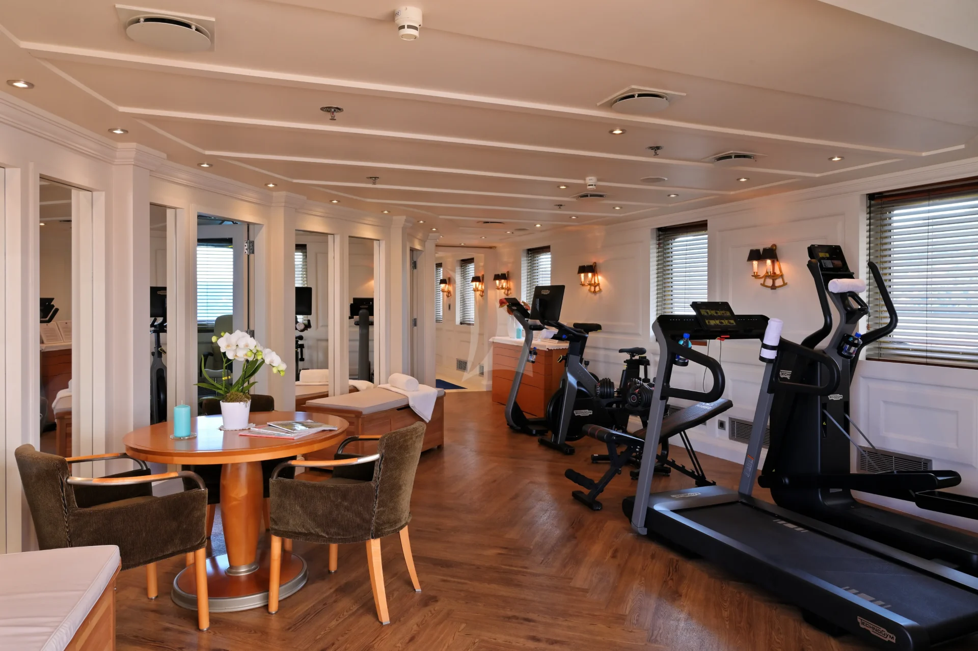 CHRISTINA O Charter Yacht