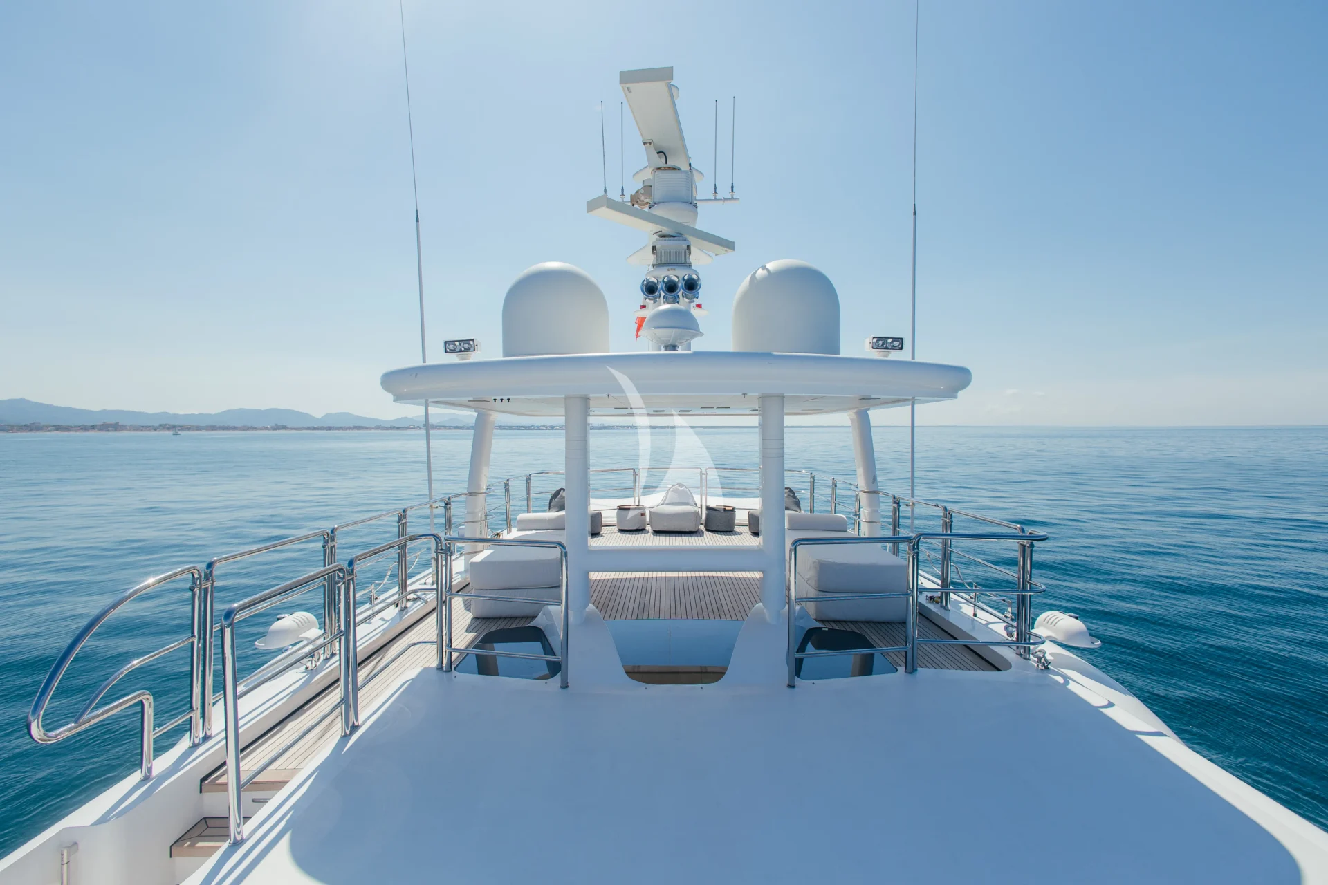 LADY IN BLUE Charter Yacht