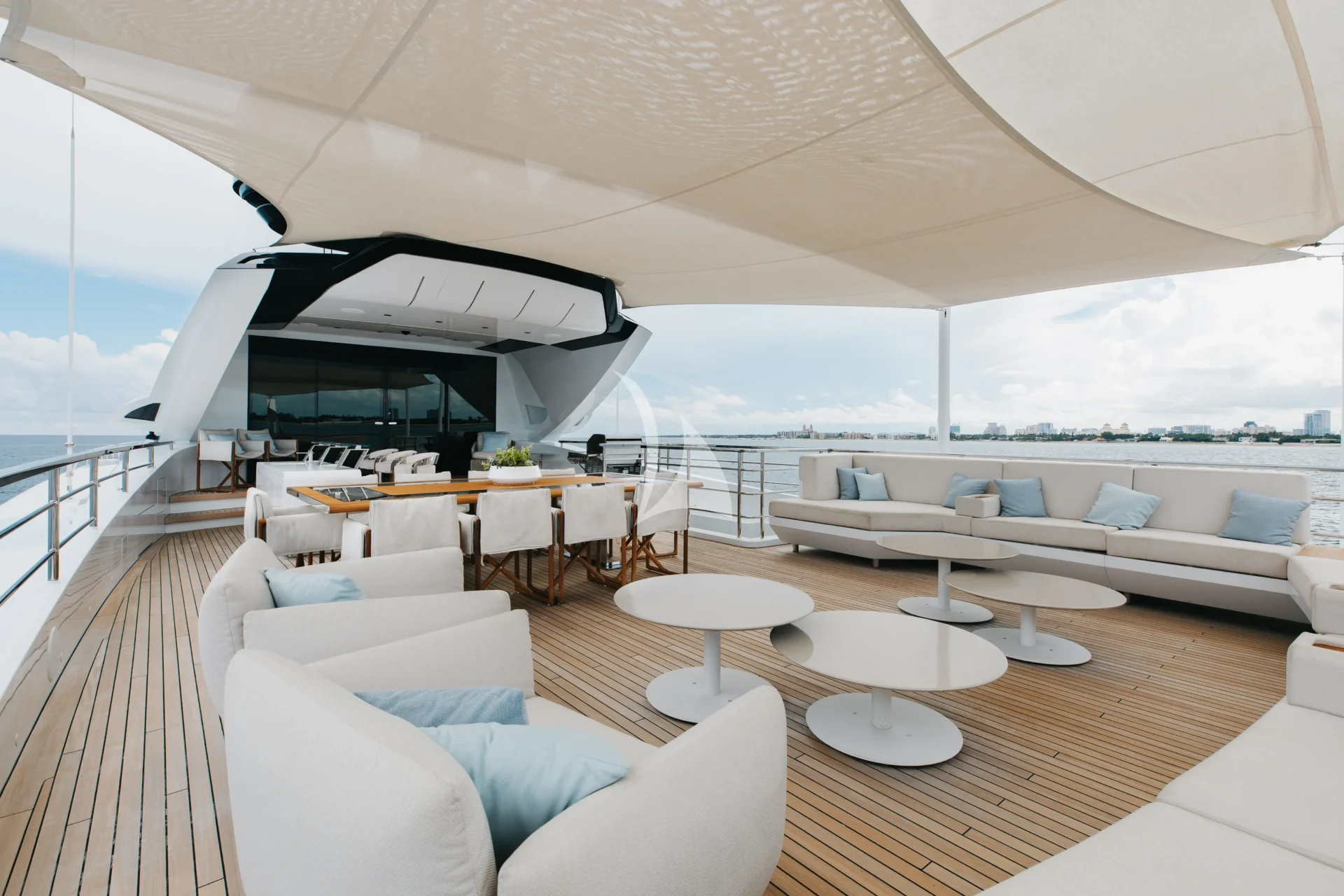 VELOCITY Charter Yacht