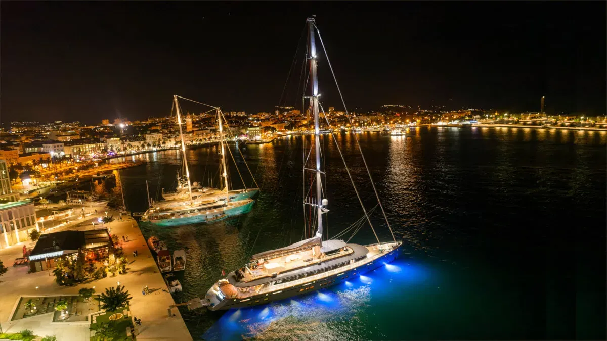 Life is Good Charter Yacht