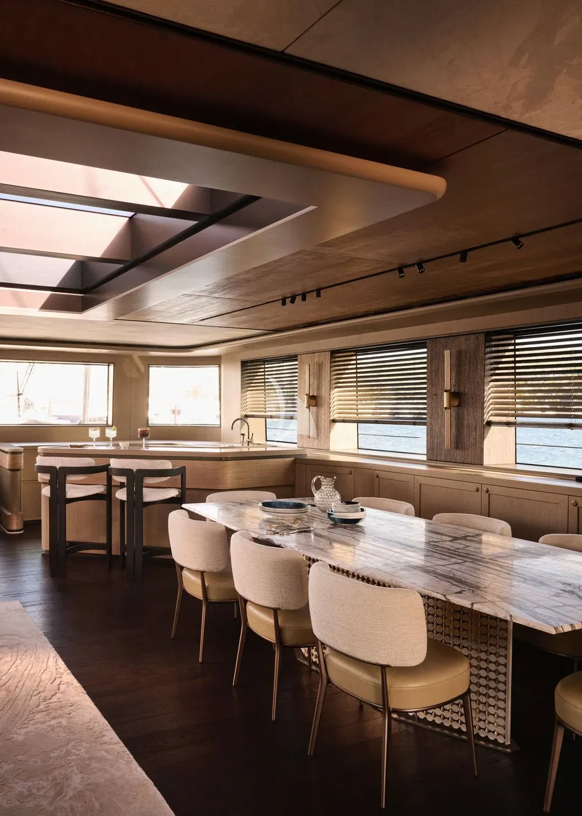 SEVEN Charter Yacht