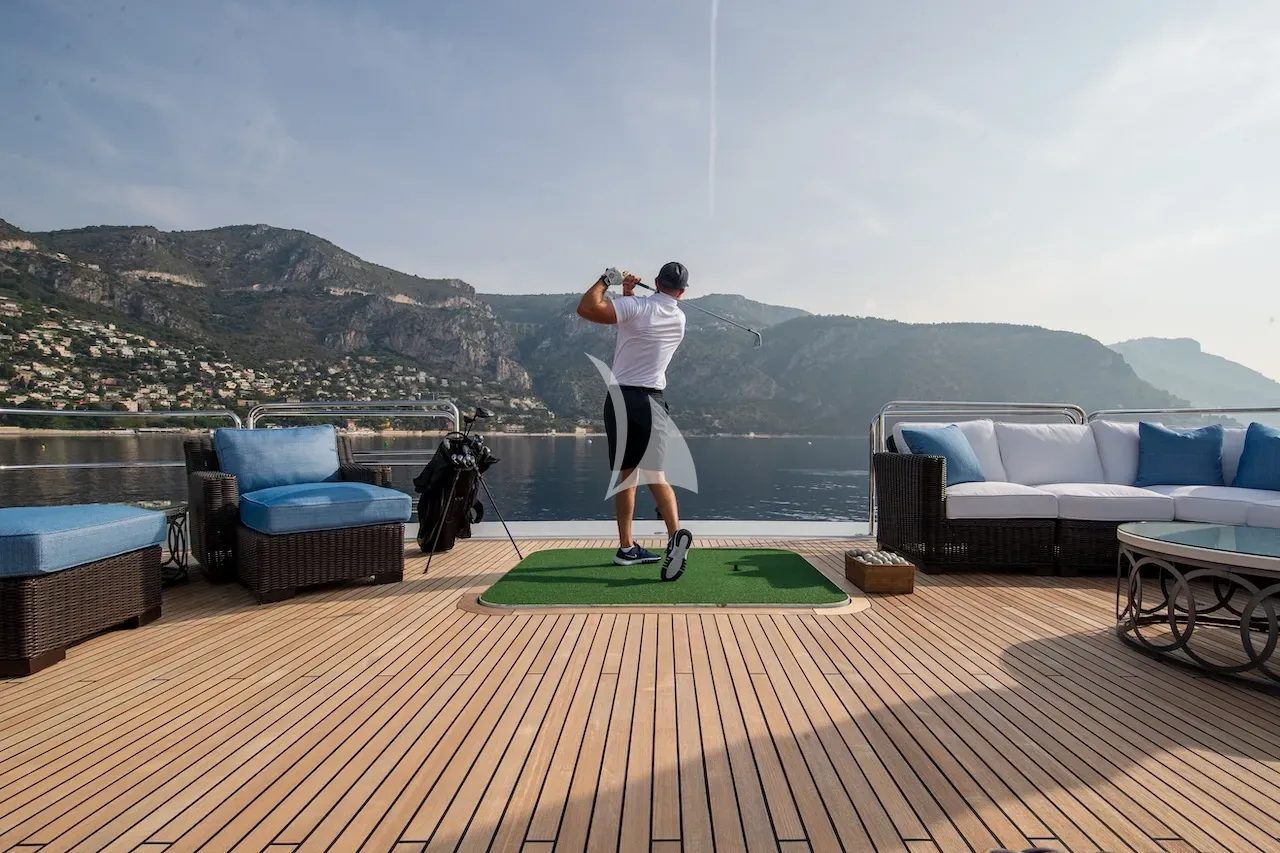LUCKY LADY Charter Yacht