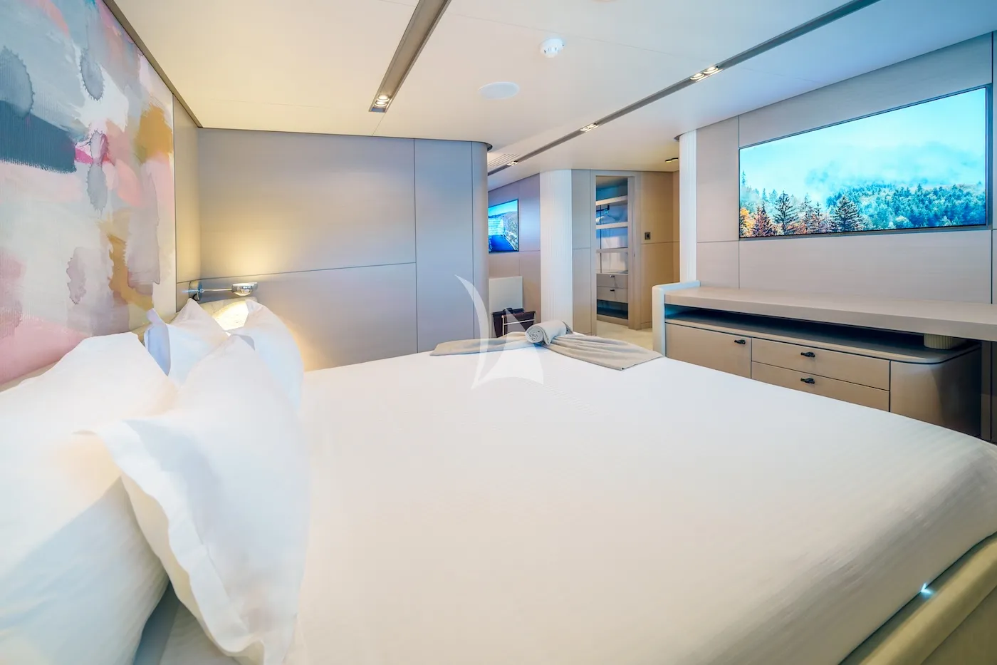 ORIY Charter Yacht
