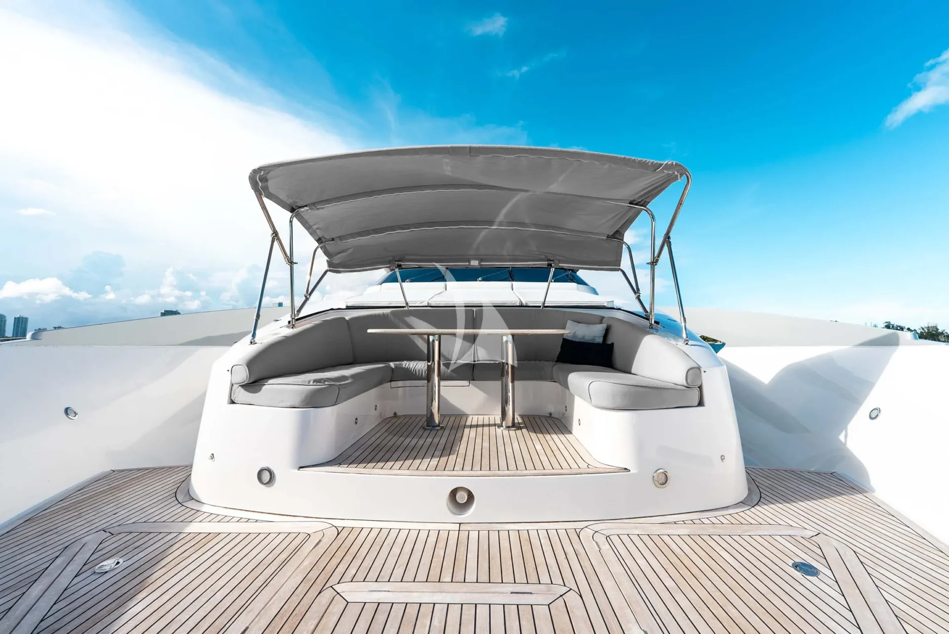 HAPPY HOUR Charter Yacht