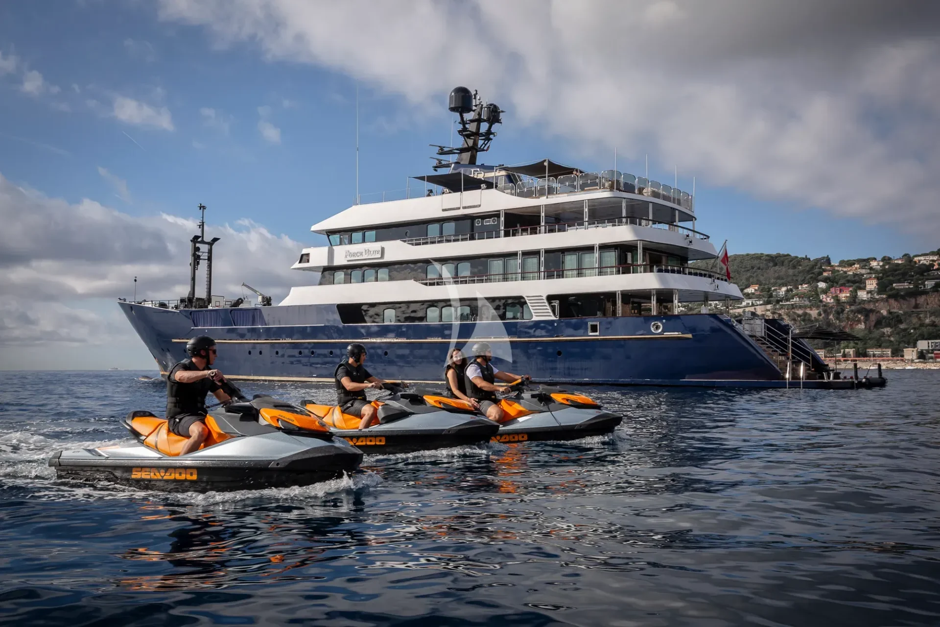 FORCE BLUE Charter Yacht