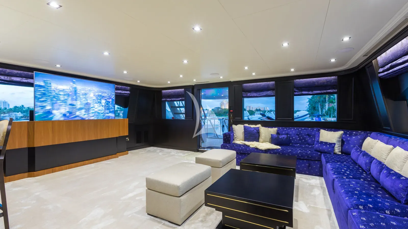 TANZANITE Charter Yacht