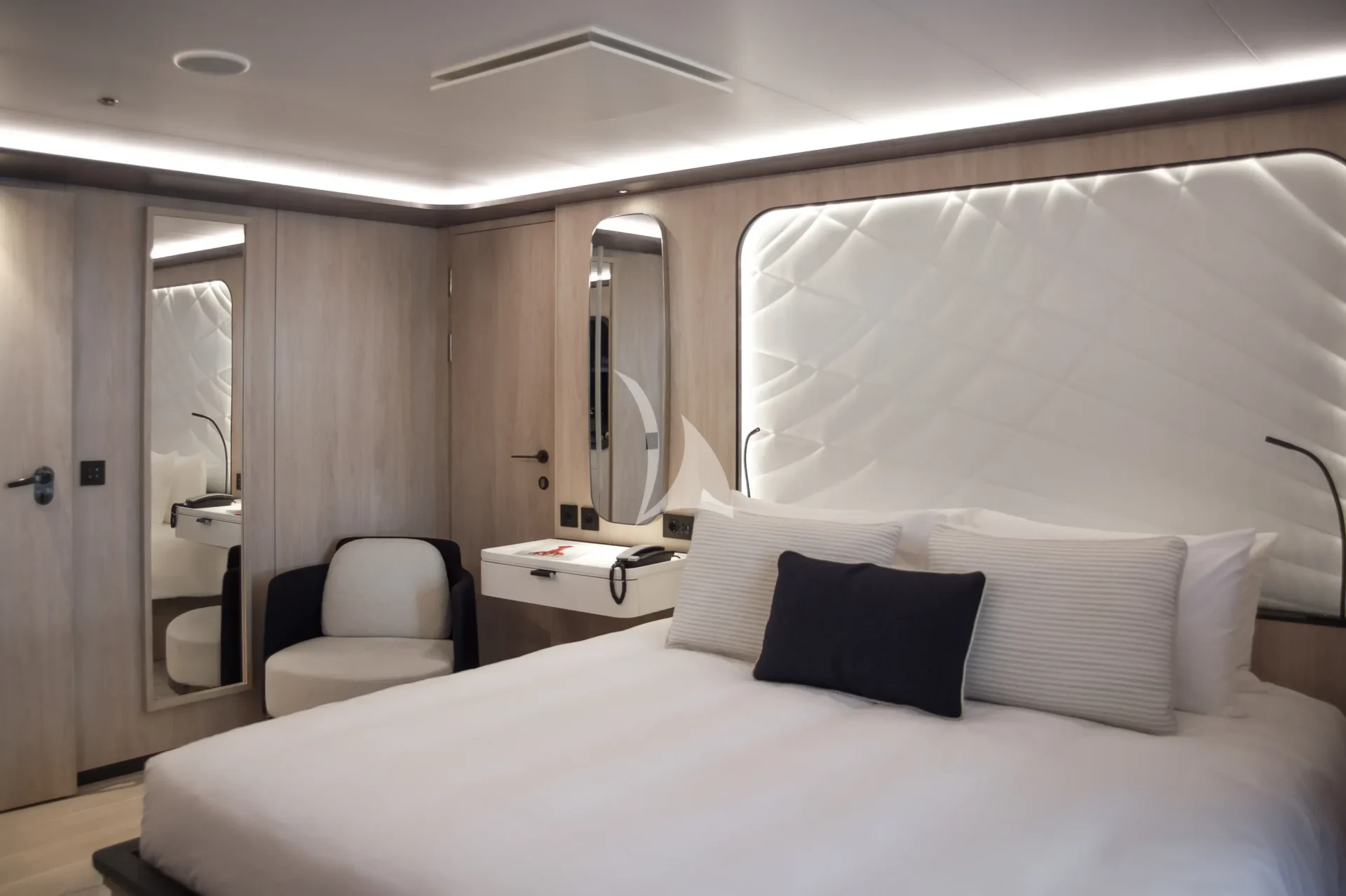 LE PONANT Charter Yacht