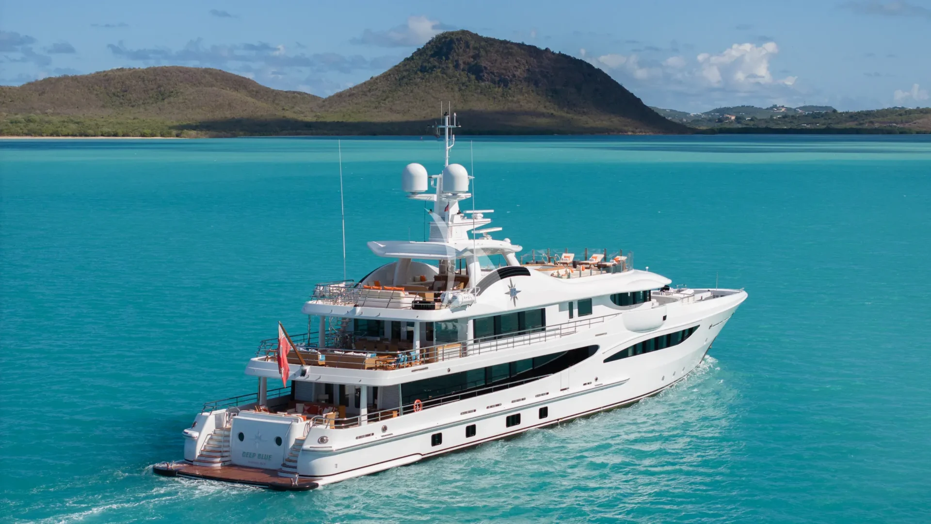 DEEP BLUE Charter Yacht