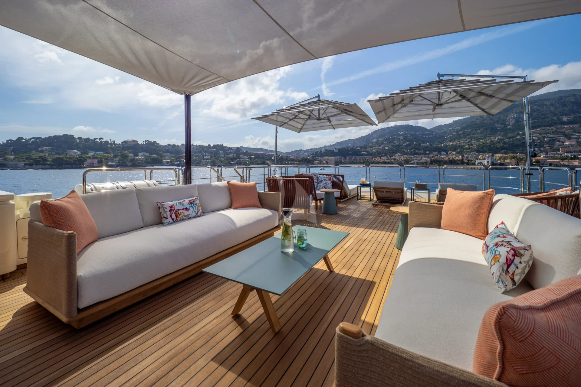HANA Charter Yacht