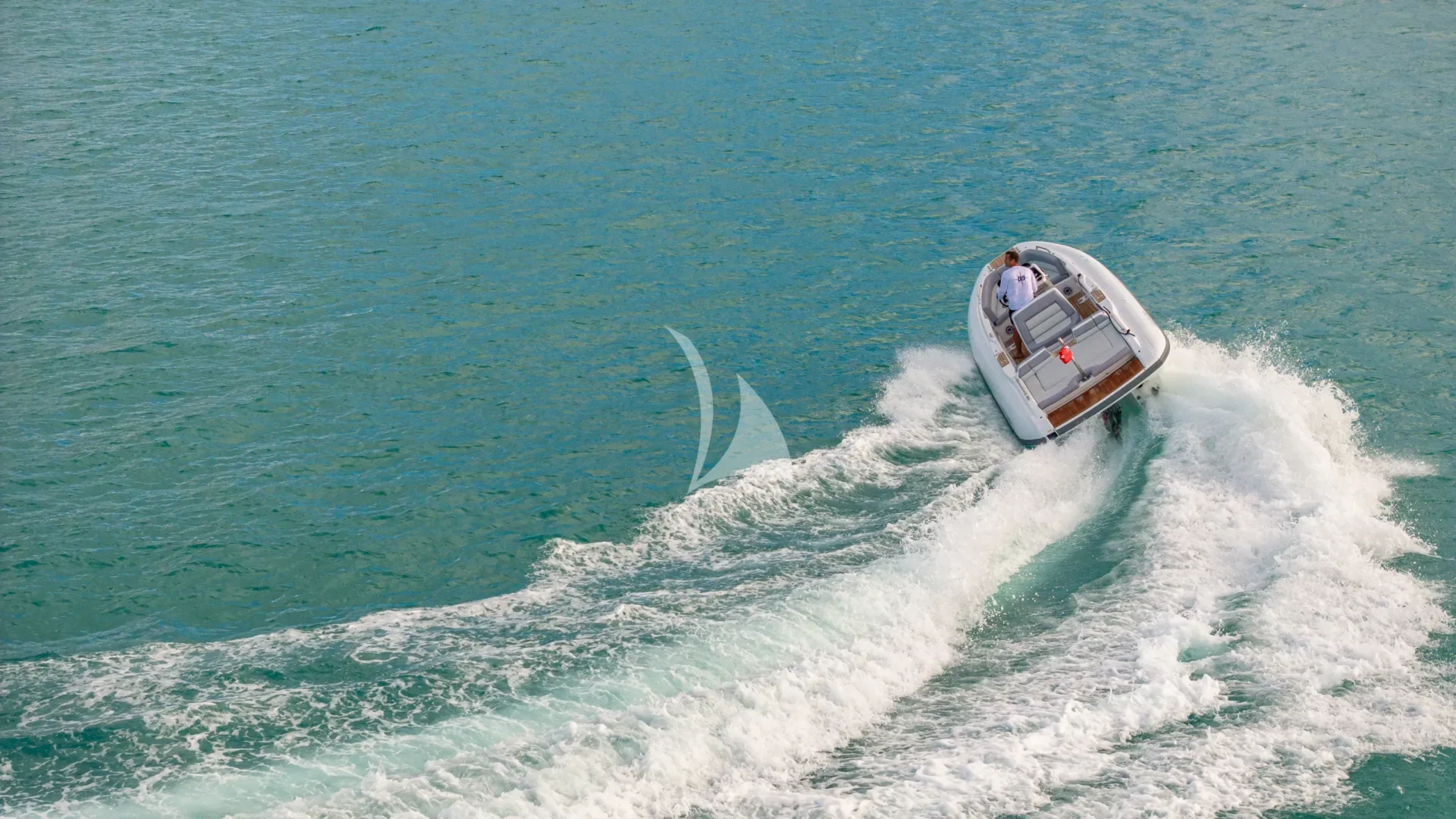 DEEP BLUE Charter Yacht