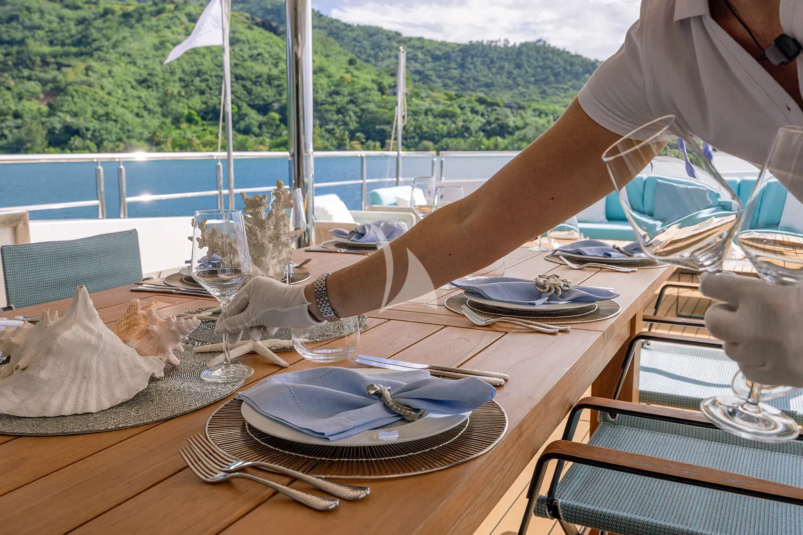 BIG SKY Charter Yacht