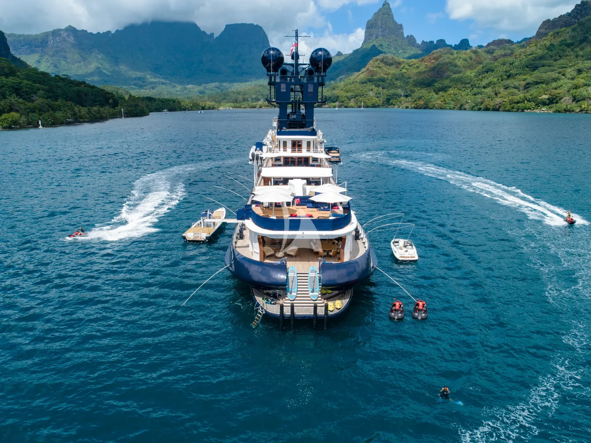 ARCTIC Charter Yacht