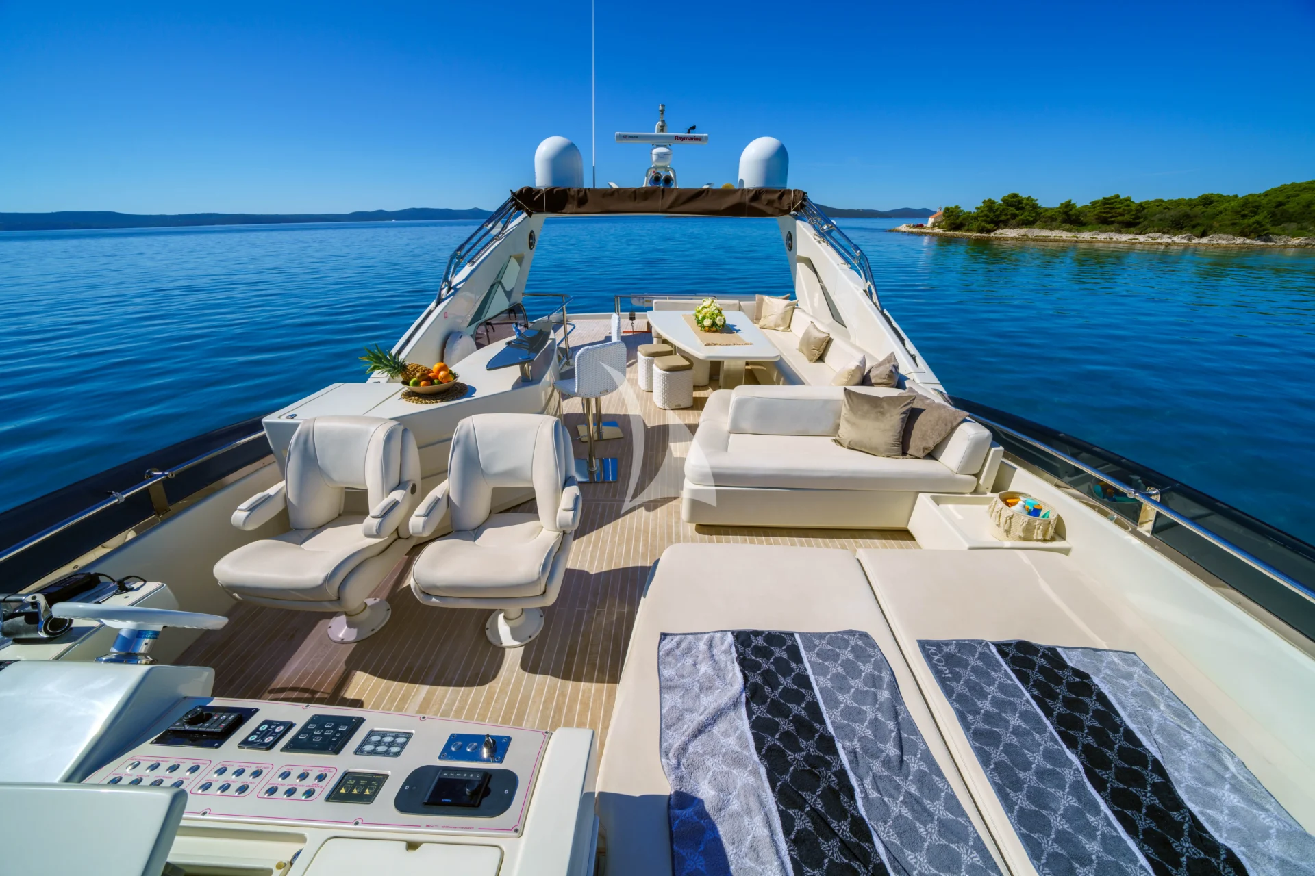Dalia Charter Yacht