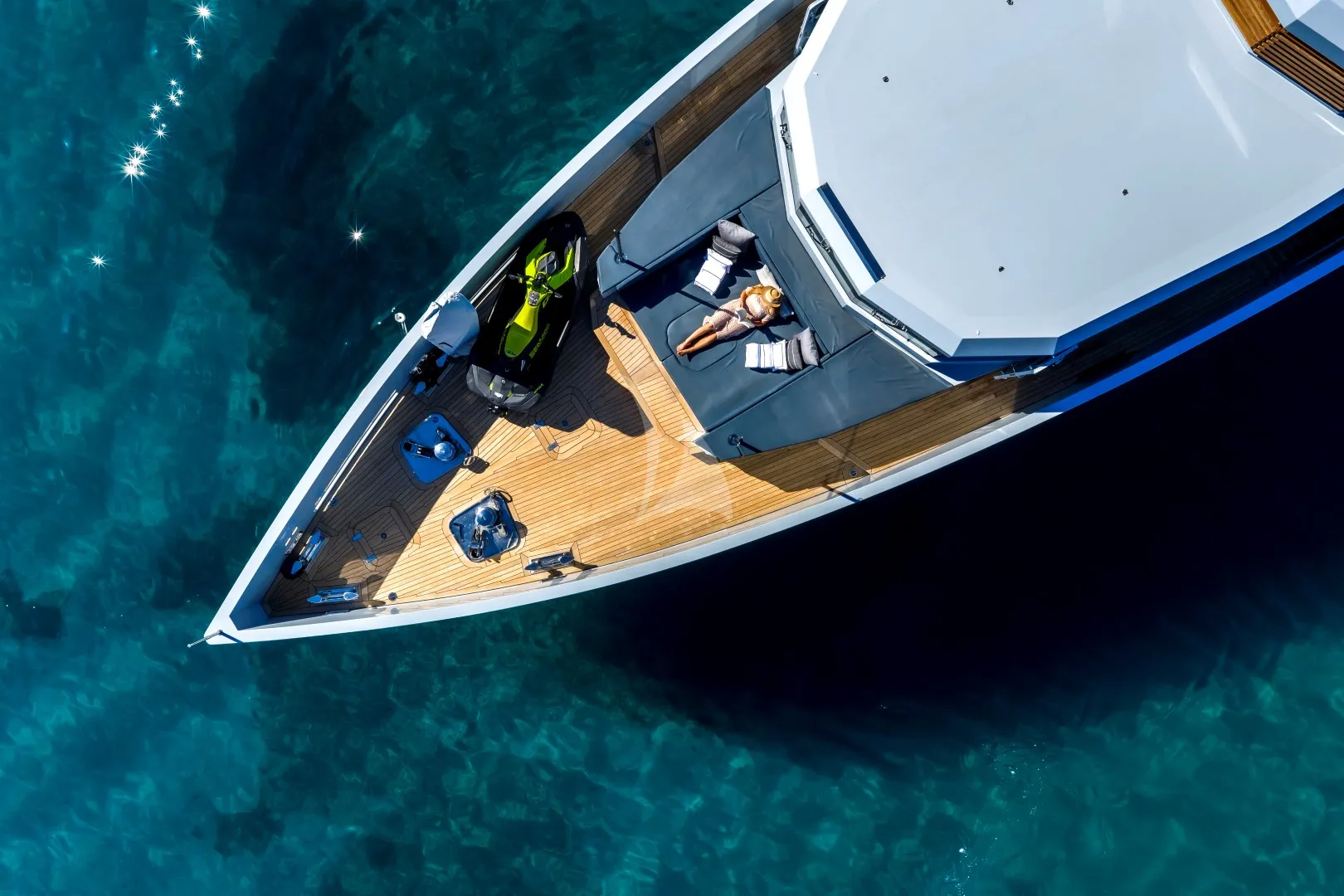 CALADAN Charter Yacht
