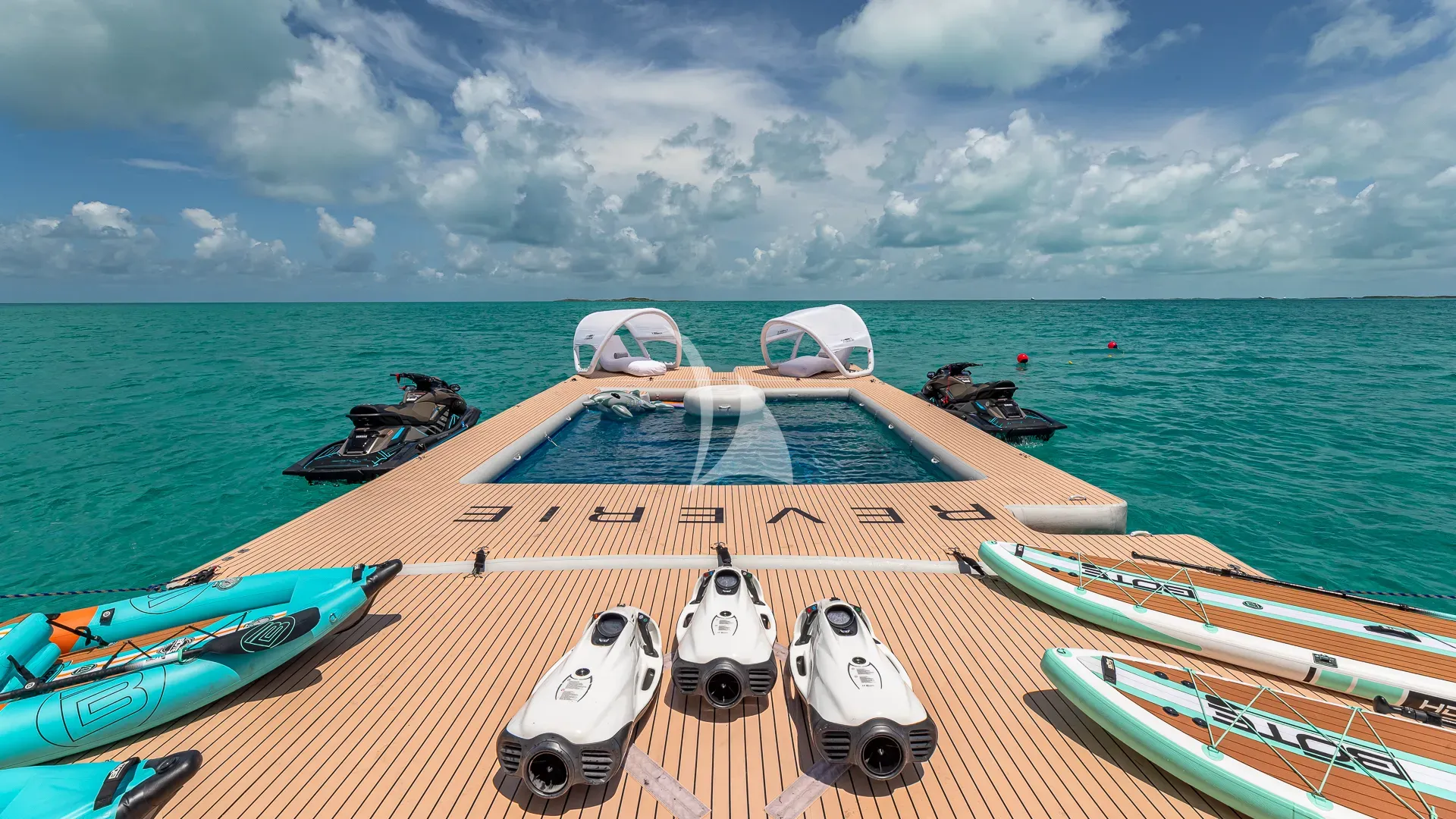 REVERIE Charter Yacht