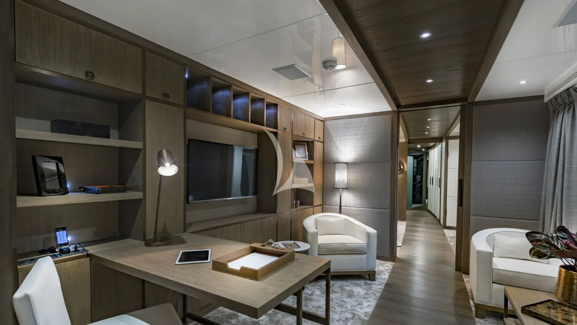 LIQUID SKY Charter Yacht