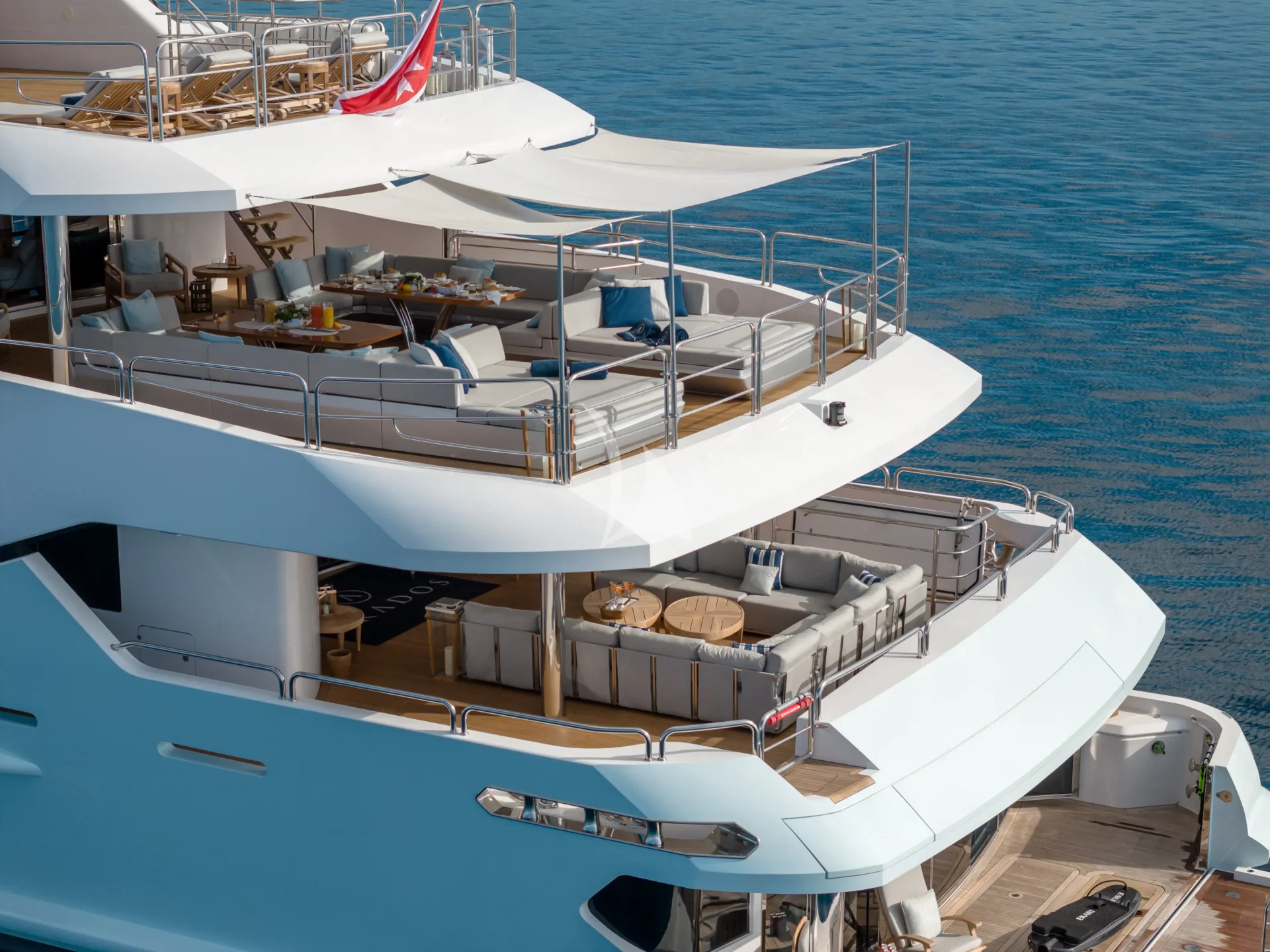 ARADOS Charter Yacht