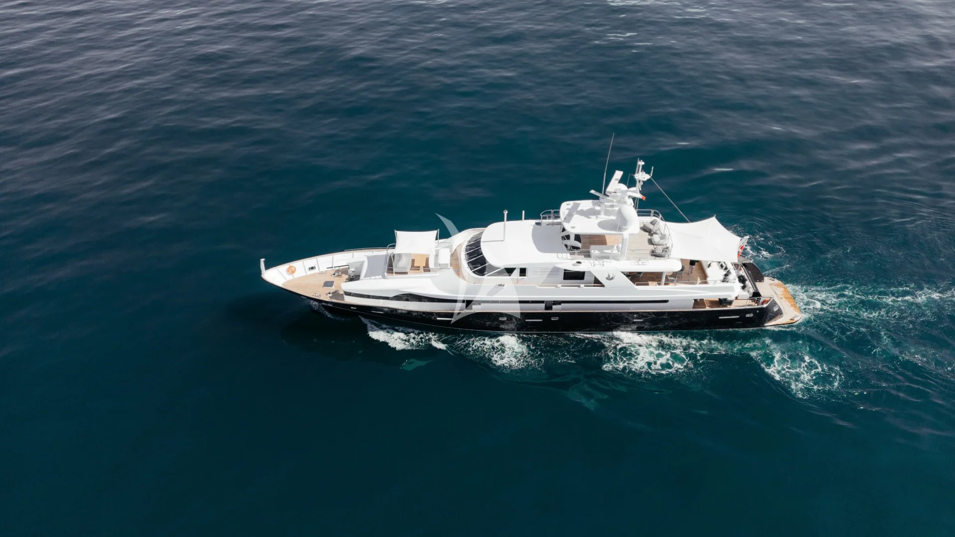 LADY IN BLUE Charter Yacht