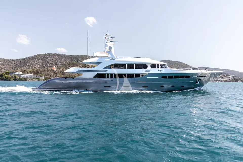 GHOST III Charter Yacht