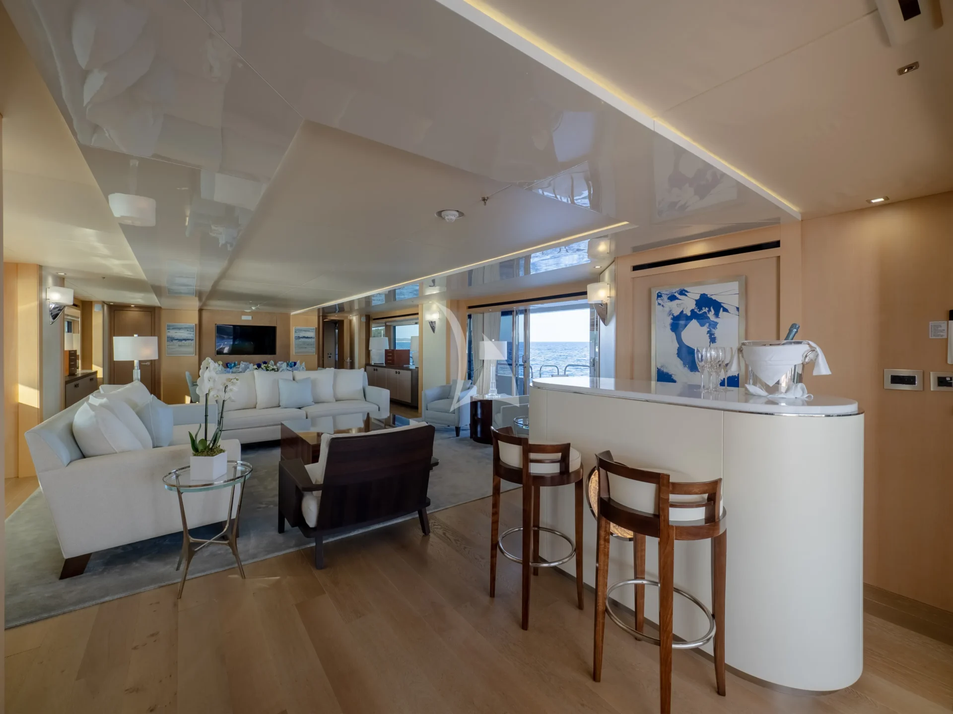 ARADOS Charter Yacht