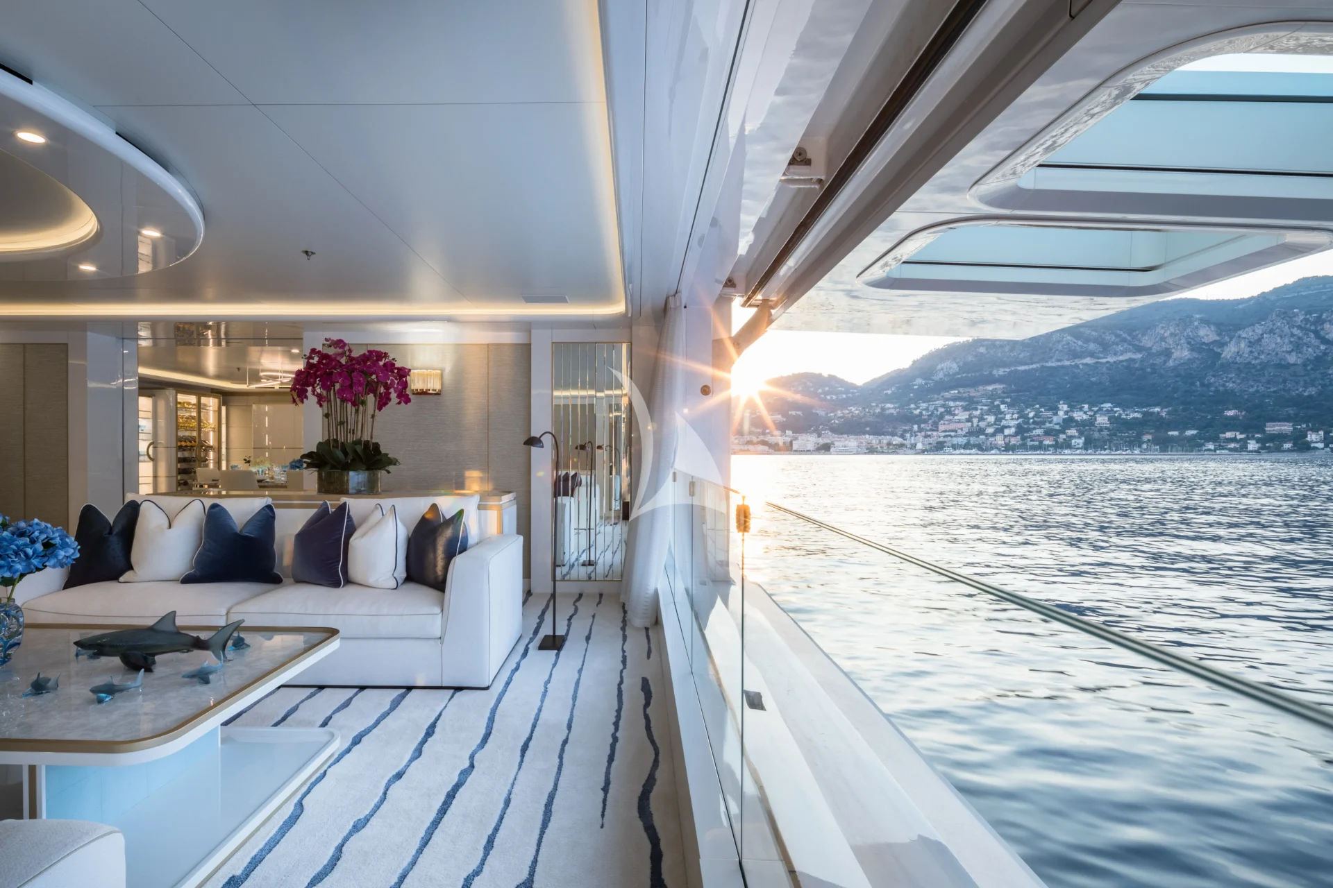 CORAL OCEAN Charter Yacht