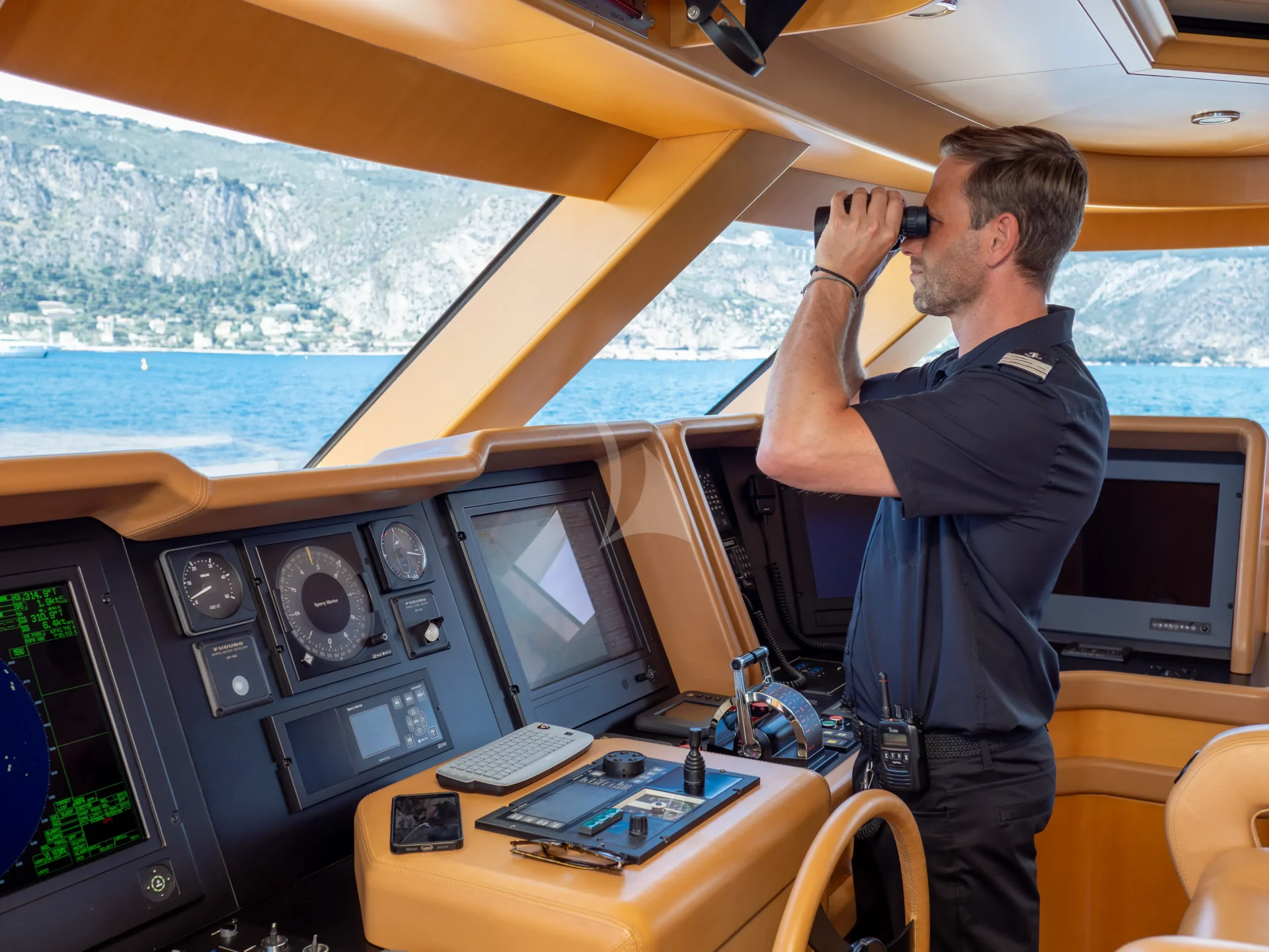 HANA Charter Yacht