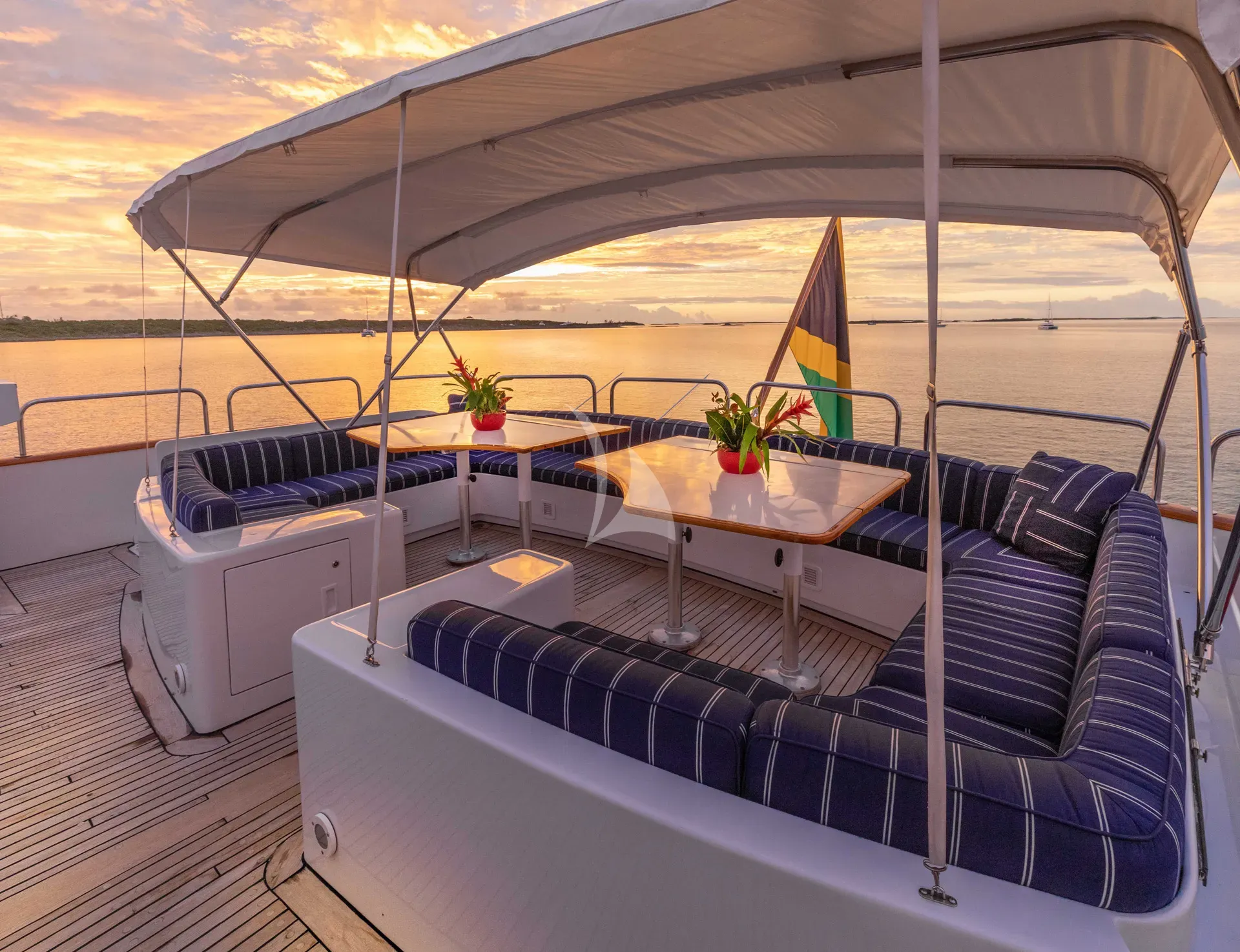 RENA Charter Yacht