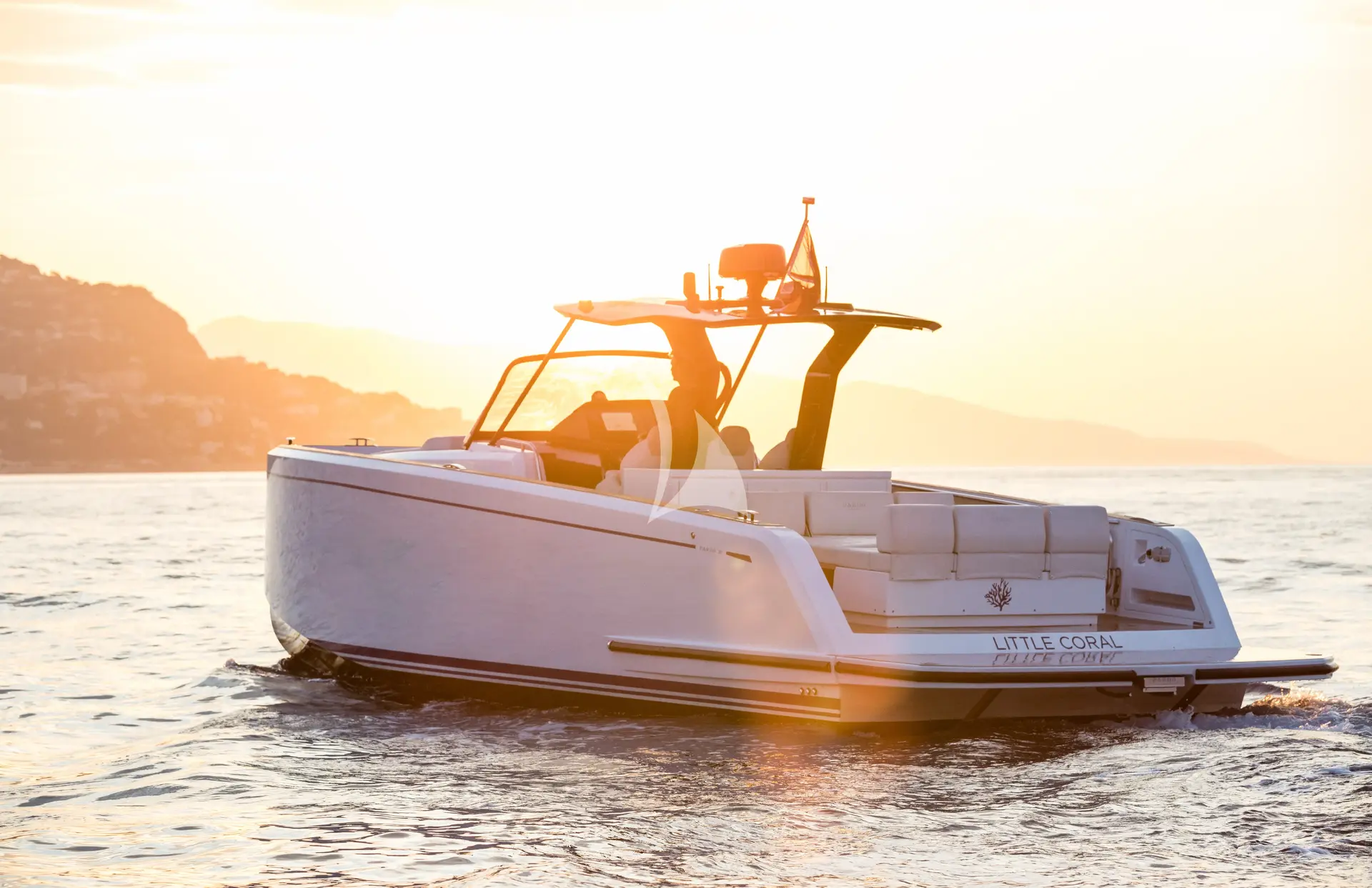 CORAL OCEAN Charter Yacht