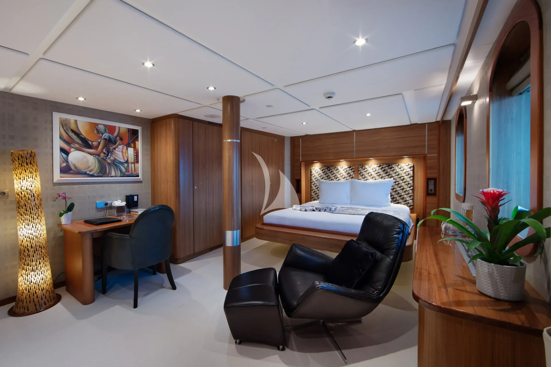 SHERAKHAN Charter Yacht