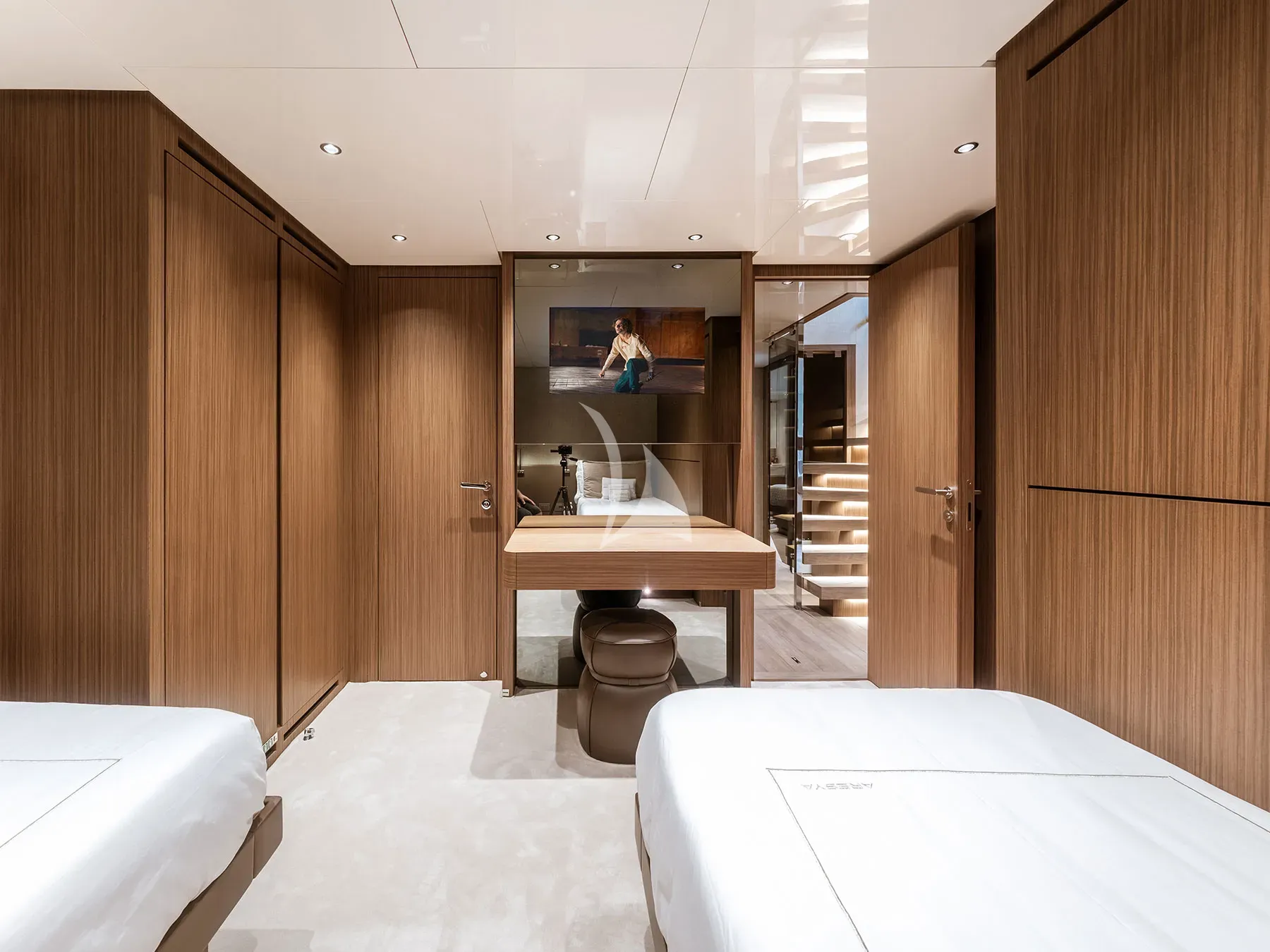 ARESYA Charter Yacht