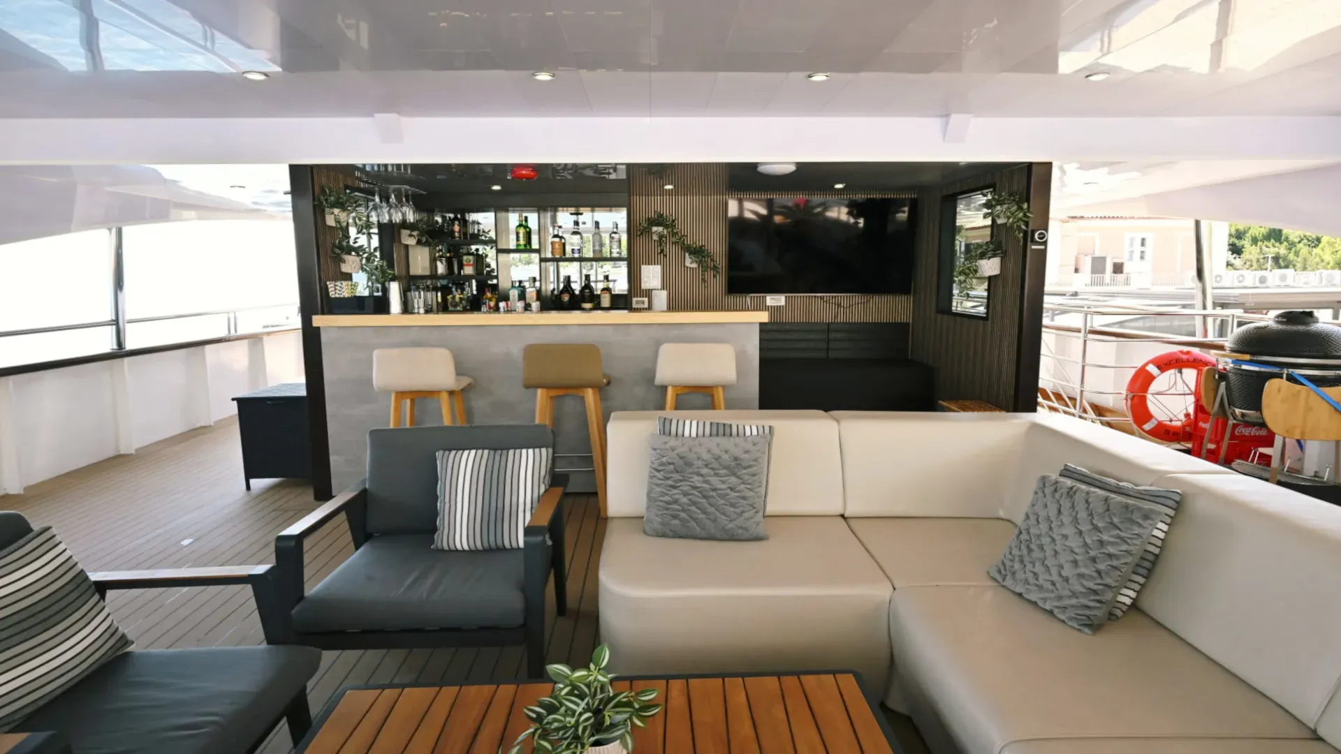 NERA EXCELLENCE Charter Yacht
