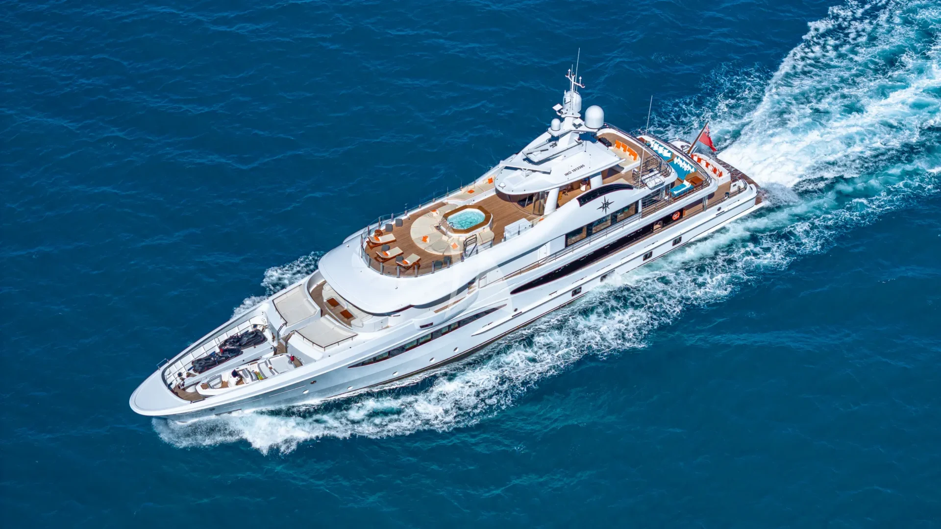 DEEP BLUE Charter Yacht