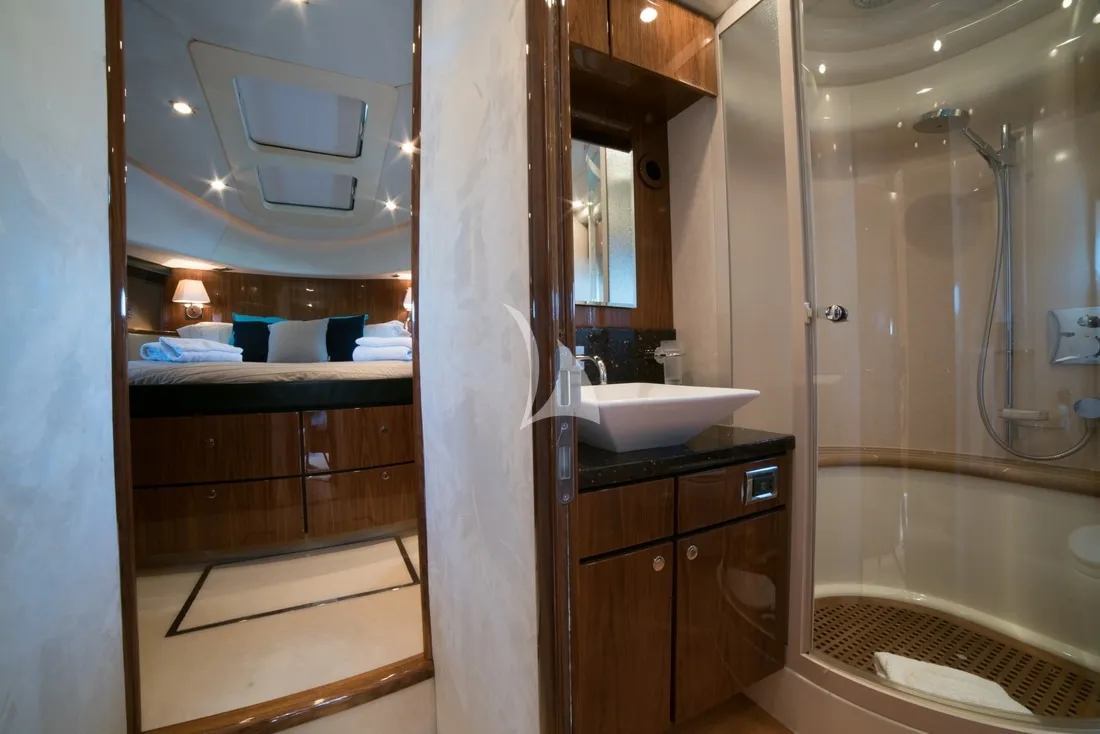 ASKIM 3 Charter Yacht