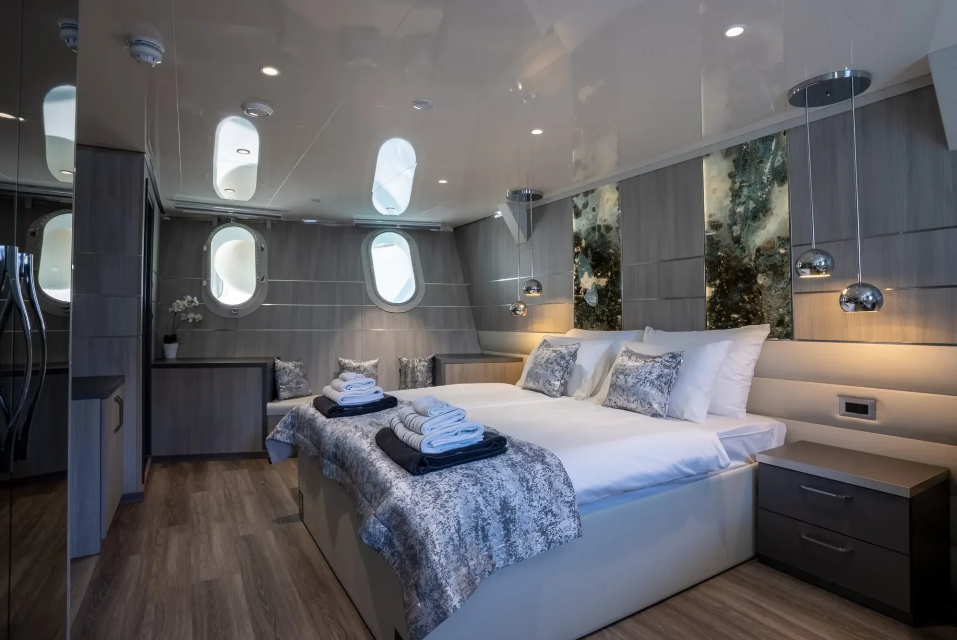 NERA EXCELLENCE Charter Yacht