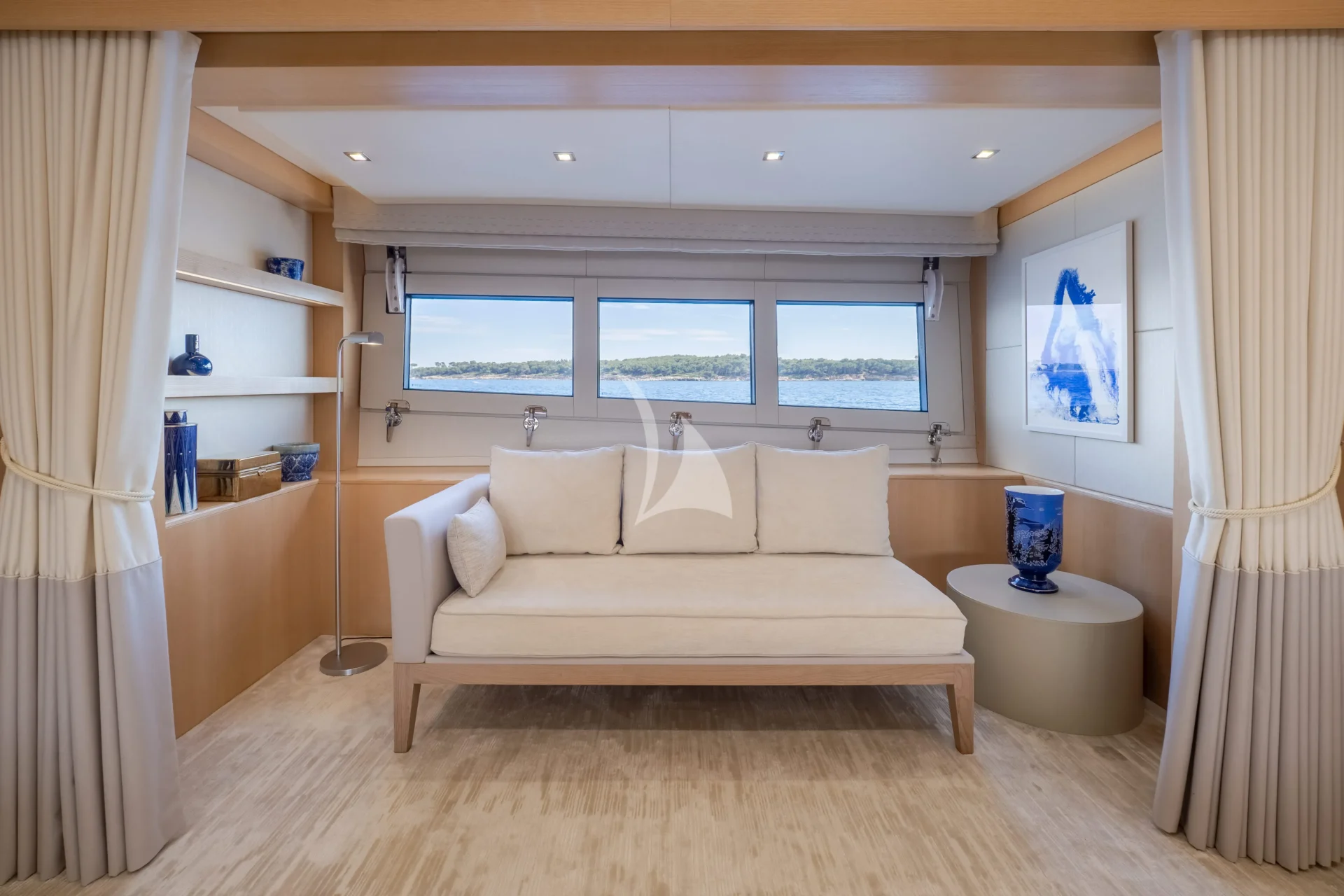 ARADOS Charter Yacht